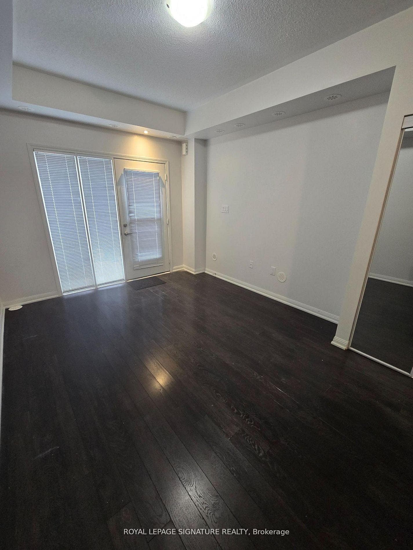 250 Sunny Meadow Boulevard Unit 142 photo 4