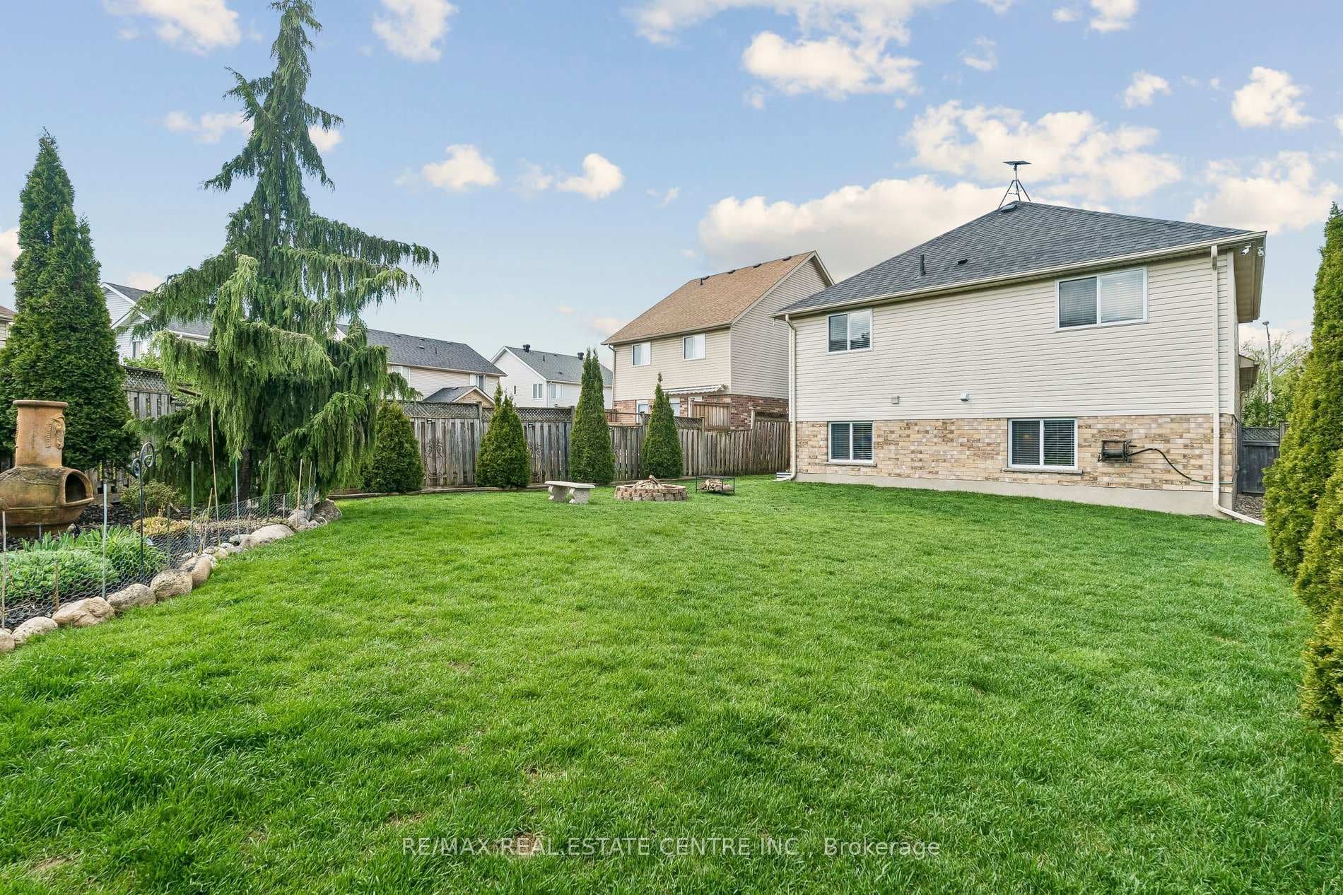 704 Russel Court photo 50