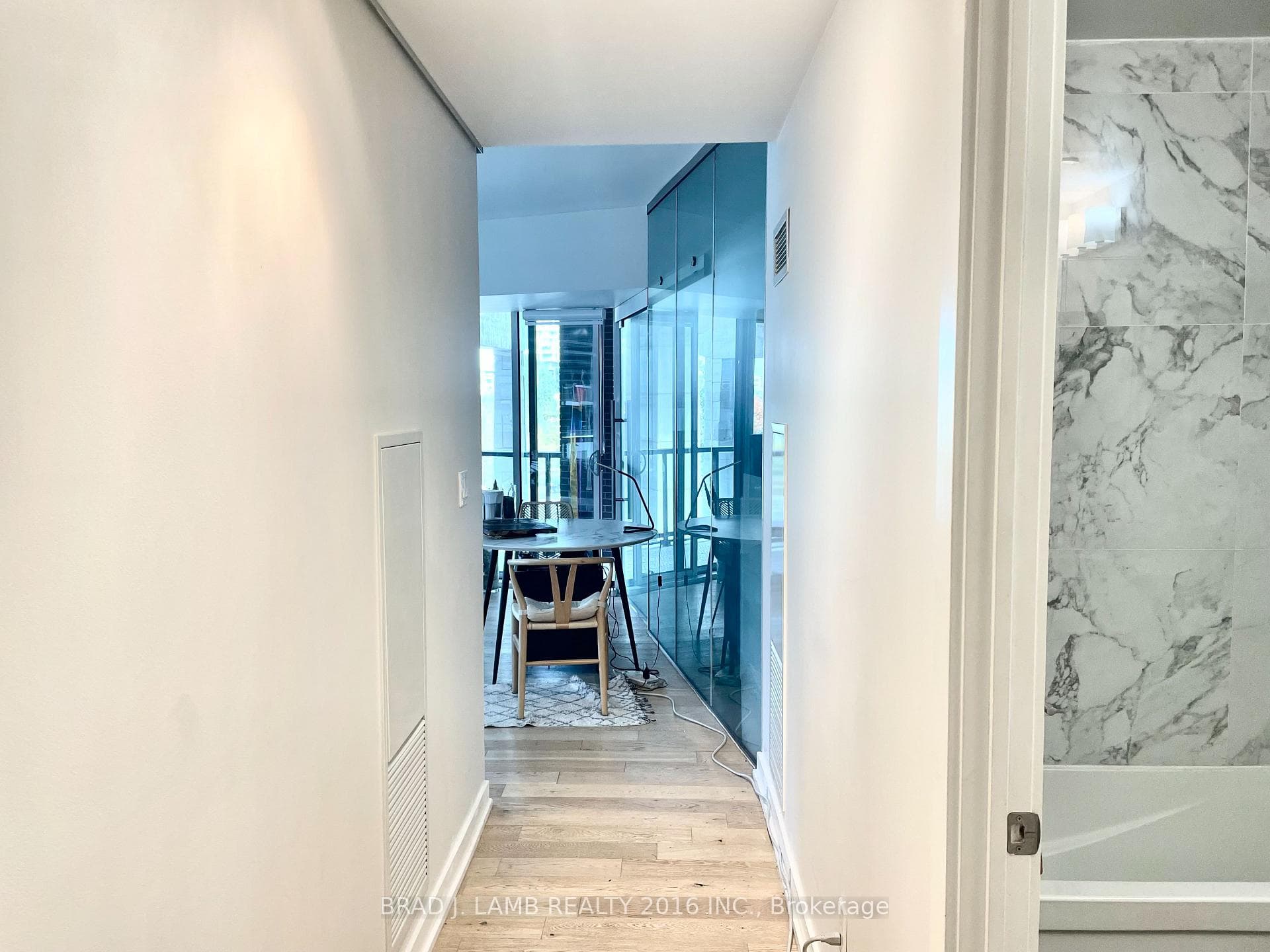 20 Bruyeres Mews Unit 327 photo 17