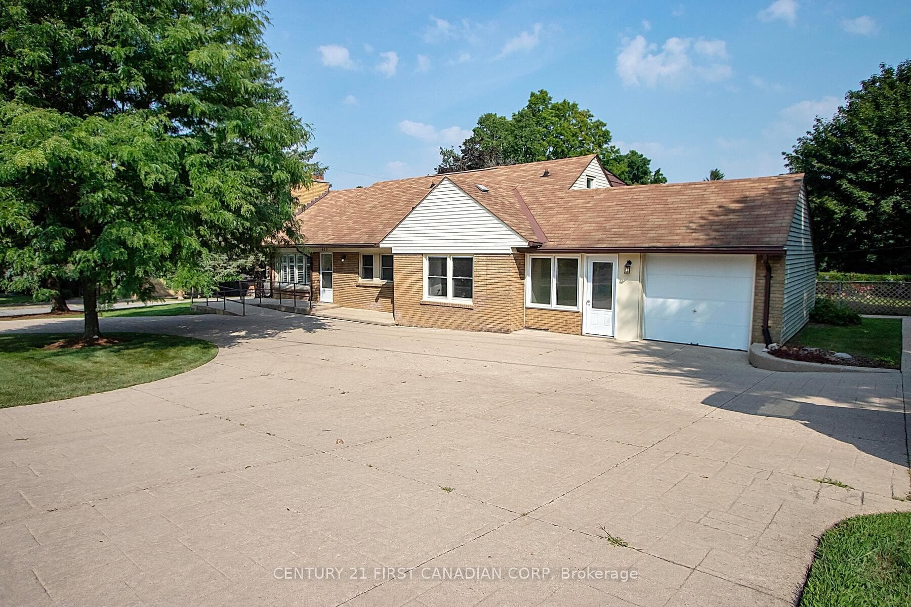 459 Riverside Drive photo 3