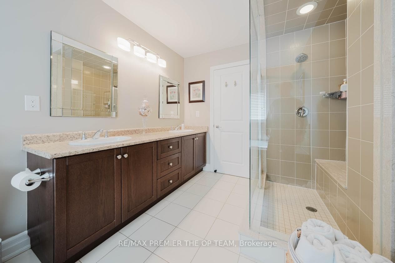 22 Adelia Place photo 37