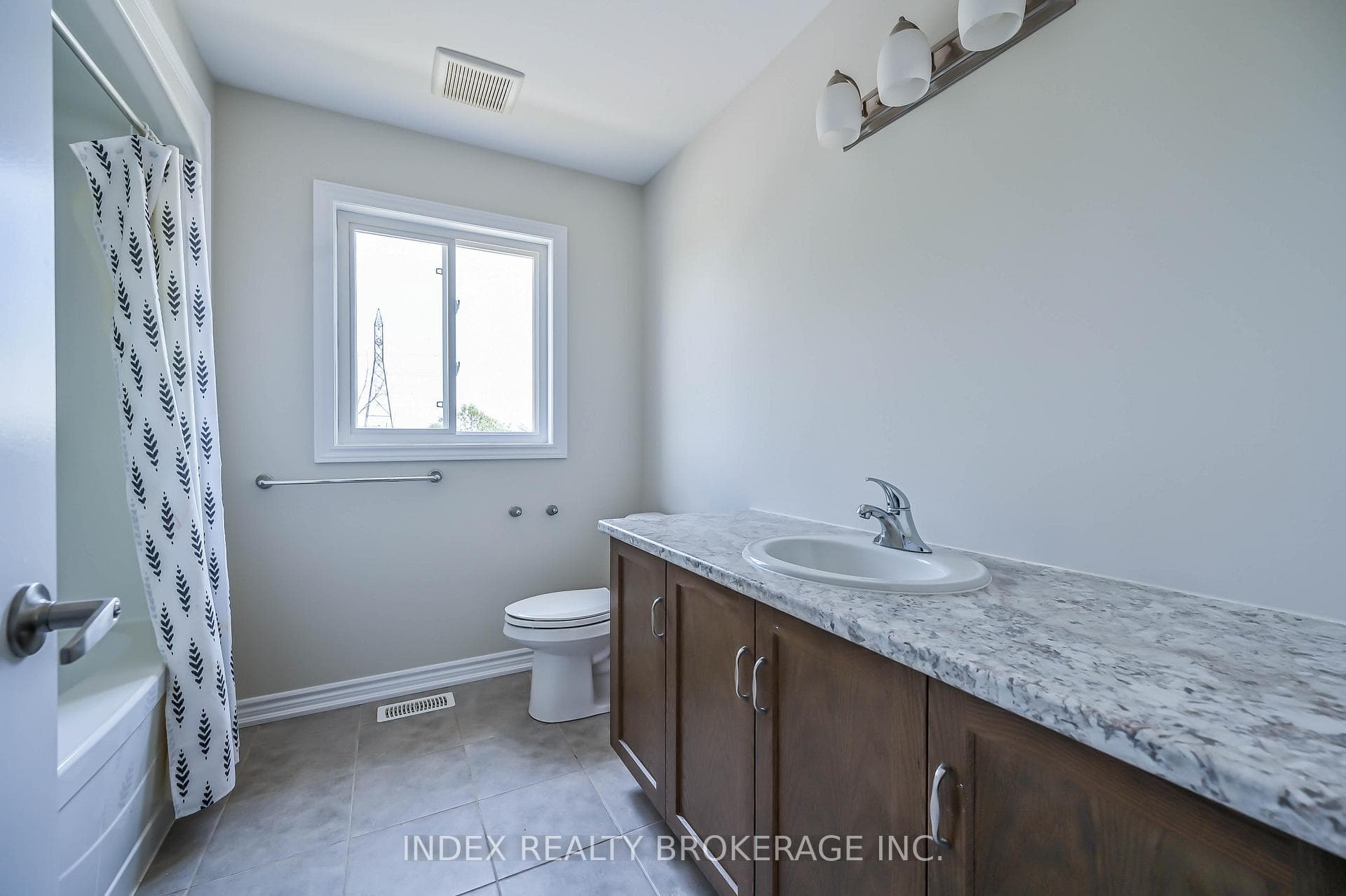 214 Mccabe Avenue photo 34