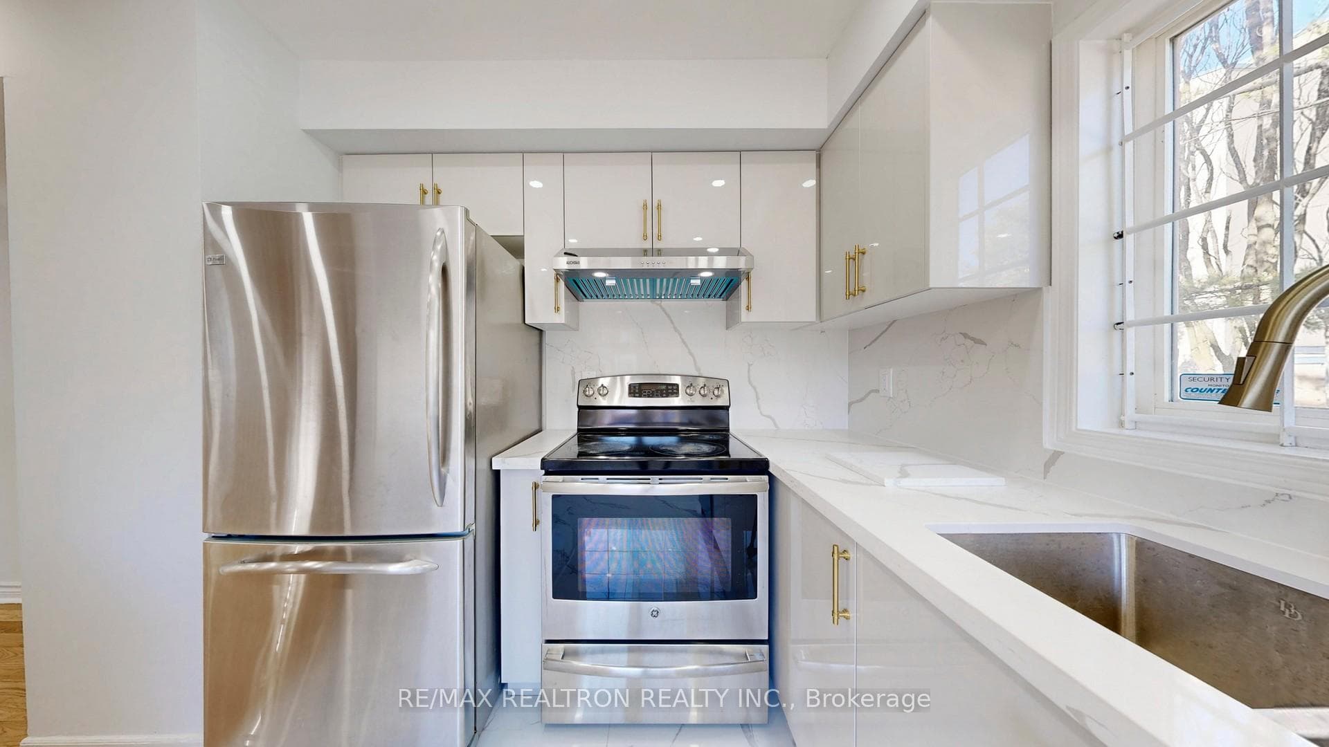 189 Galloway Road Unit 33 photo 16