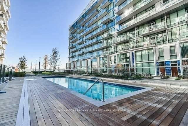 39 Queens Quay Unit Th110 photo 19