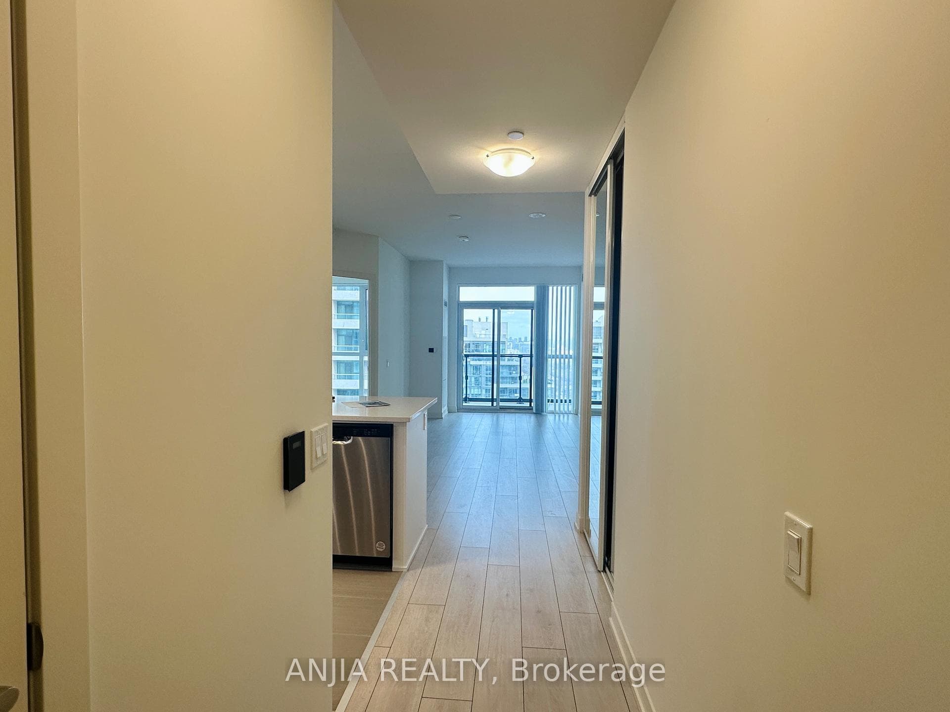 4955 Yonge Street Unit 2220 photo 2