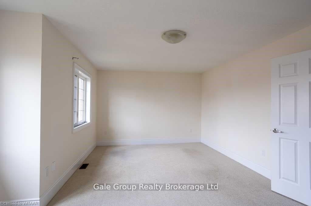 909 EDINBURGH DR Drive photo 8