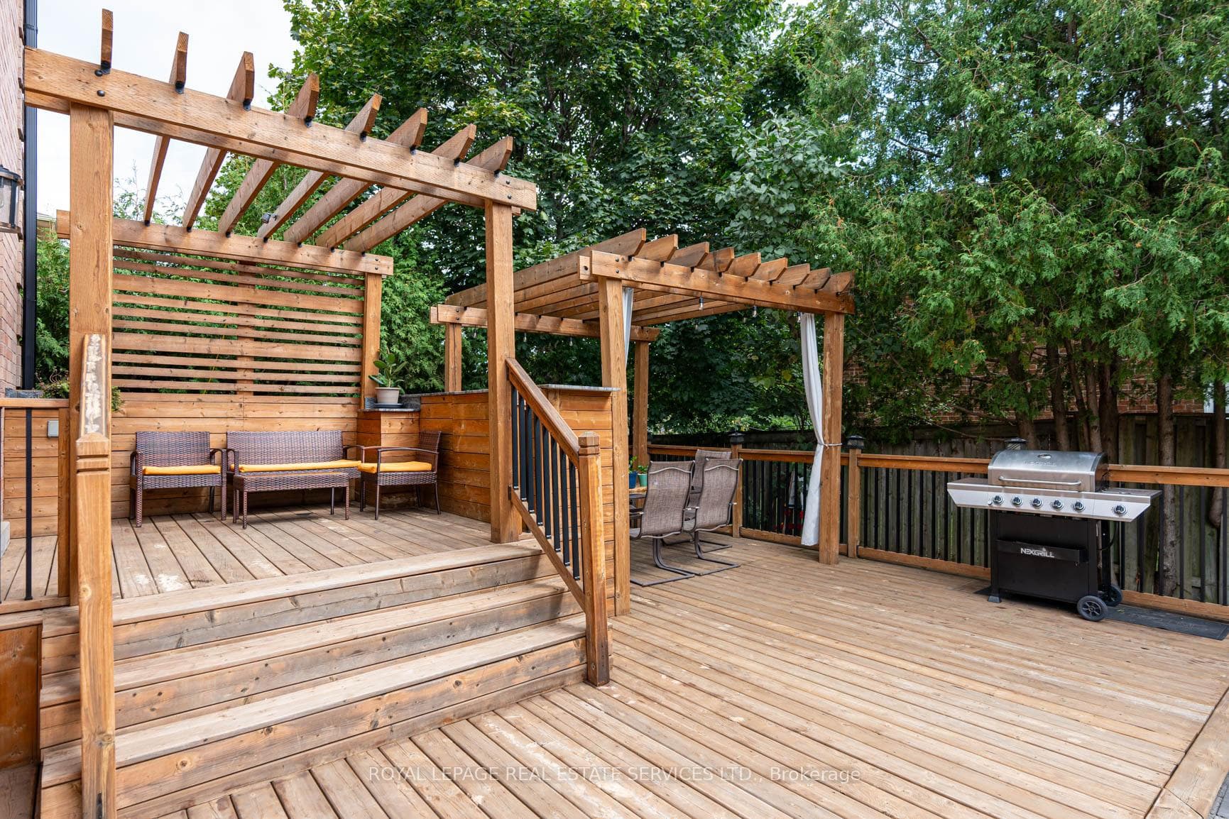 6725 Ganymede Road photo 12