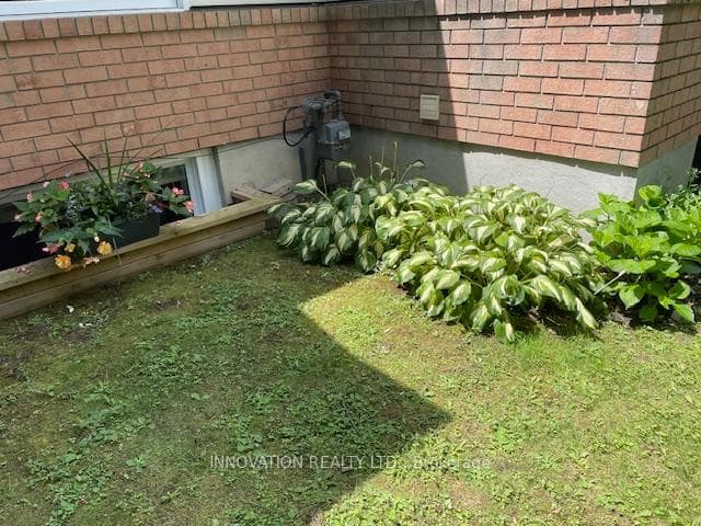 9 Heather Glen Court photo 43
