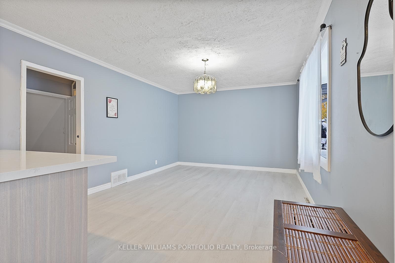 144 Admiral Road photo 12