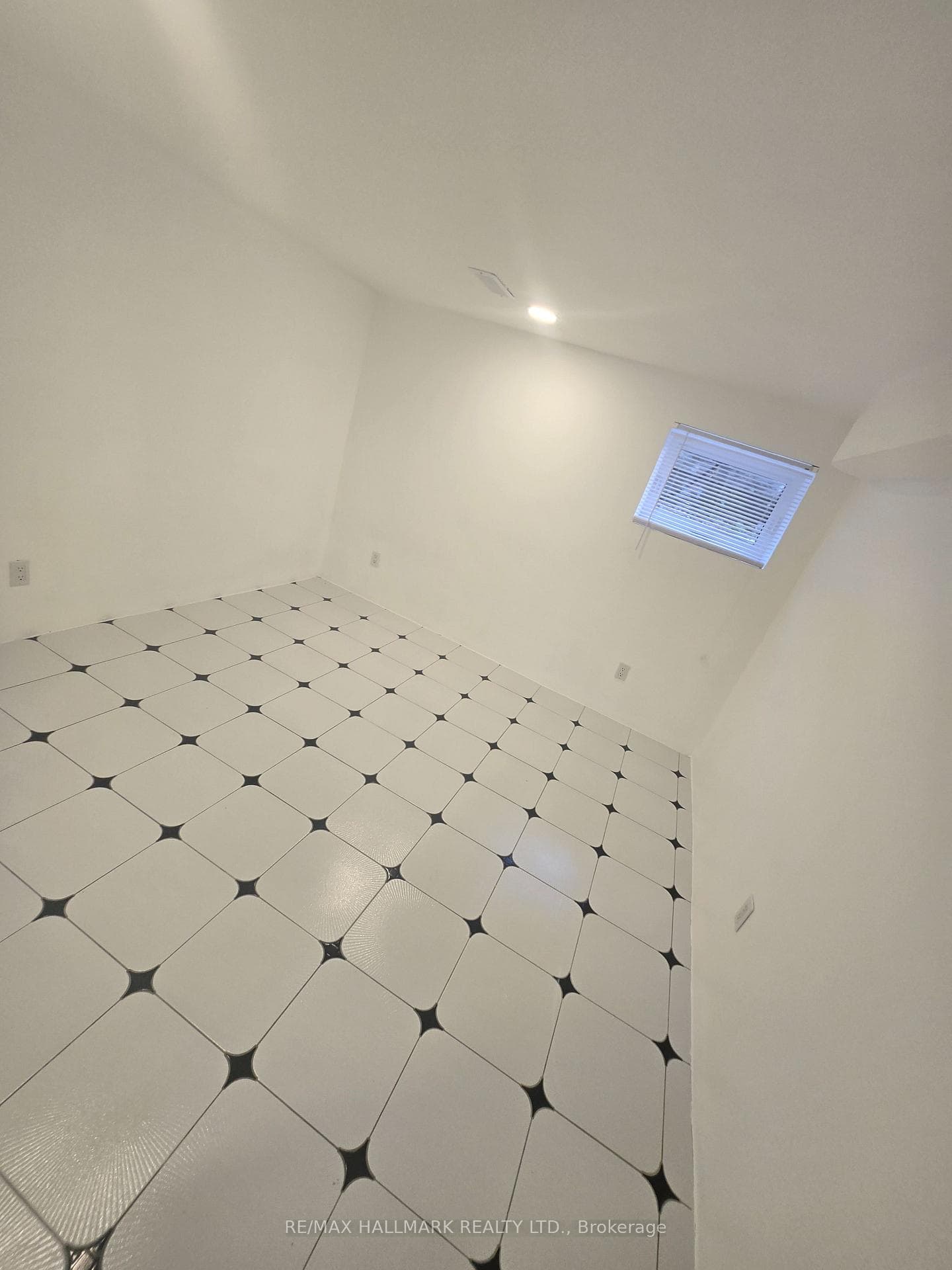 6 Little Rock Drive Unit Lower photo 8