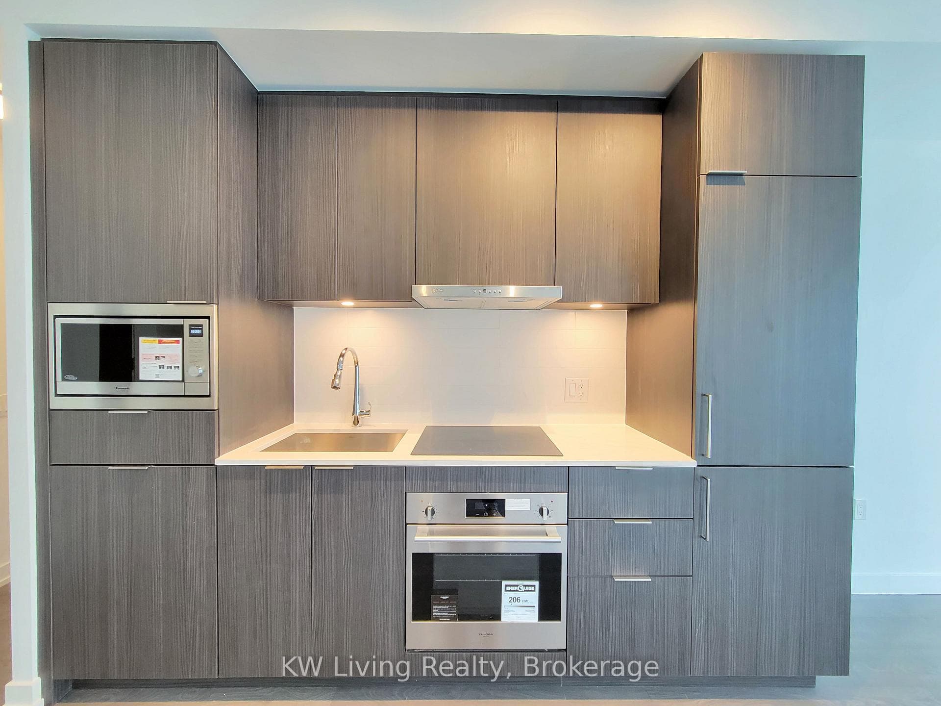 7 Golden Lion Heights Unit 1406 photo 6