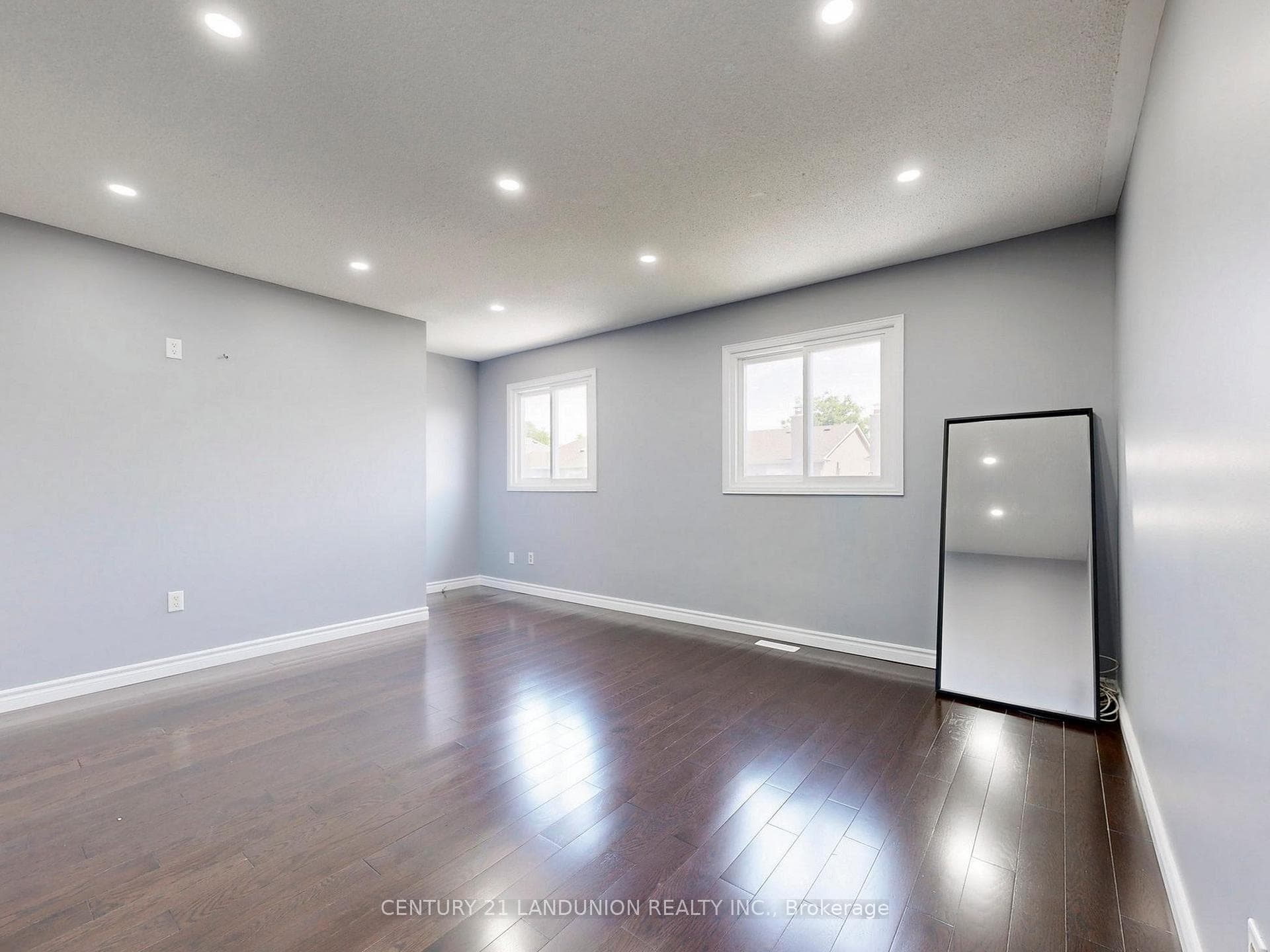 25 Bemerton Court photo 27