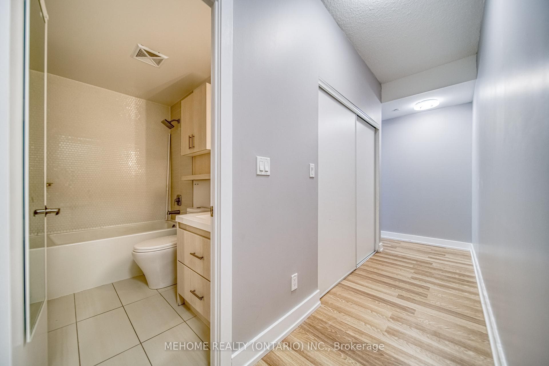 150 Fairview Mall Drive Unit 1302 photo 23