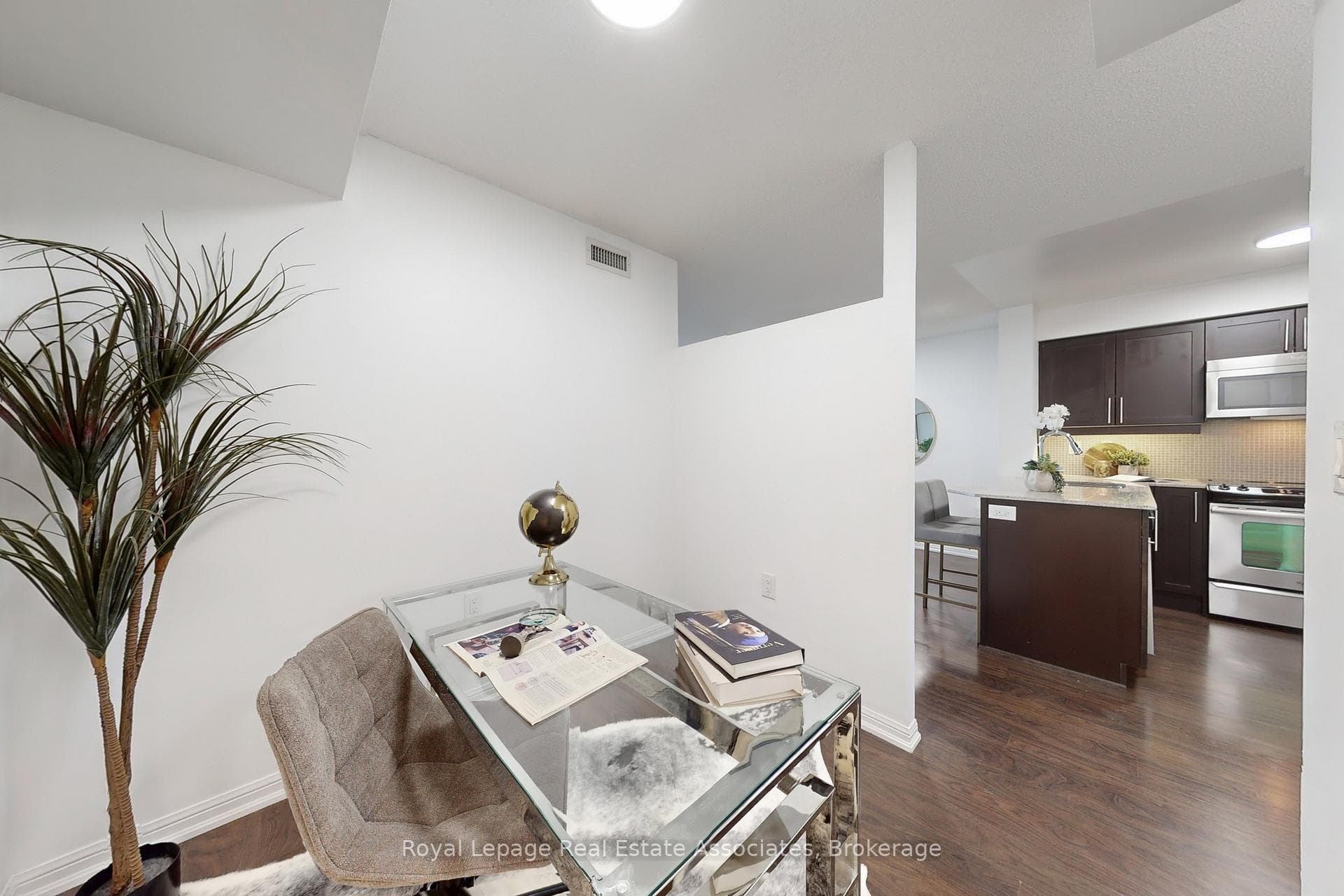 125 Western Battery Road Unit 2113 photo 29