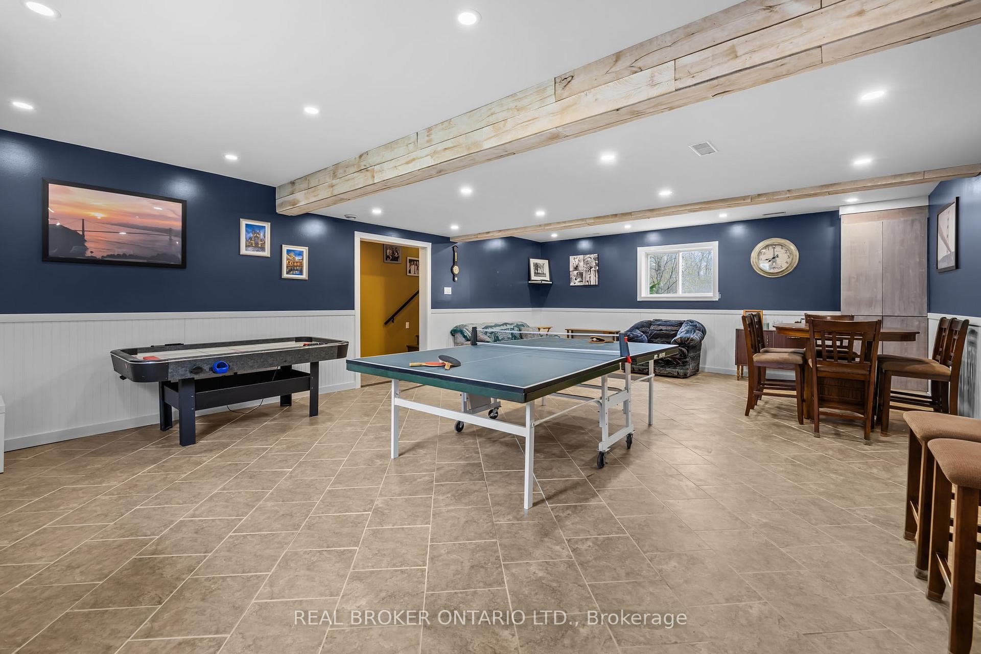 Games room/Flex space
