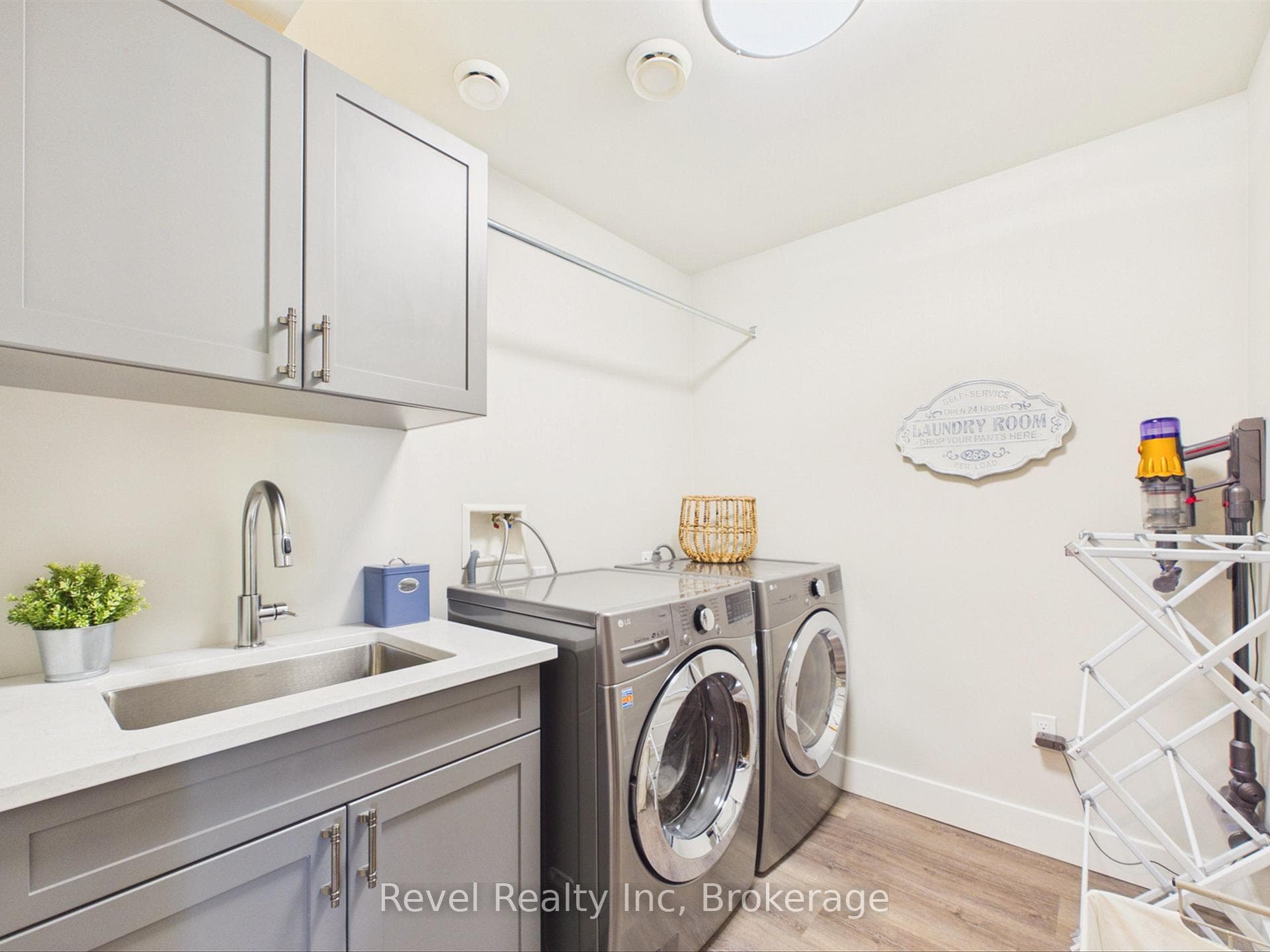 1090 Lawson Road photo 38