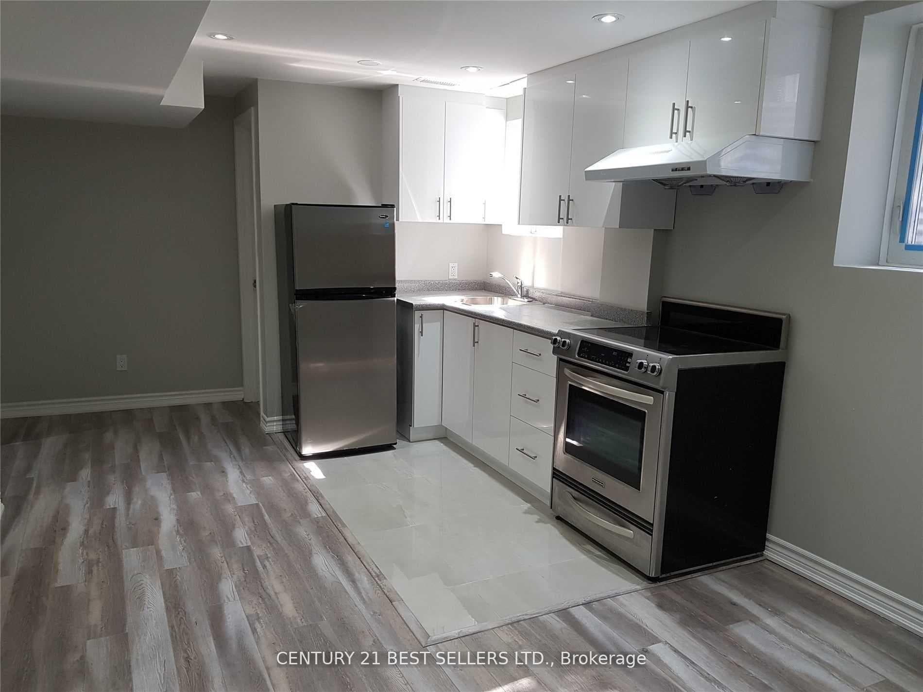 48 Marrakesh Drive Unit Lower photo 5