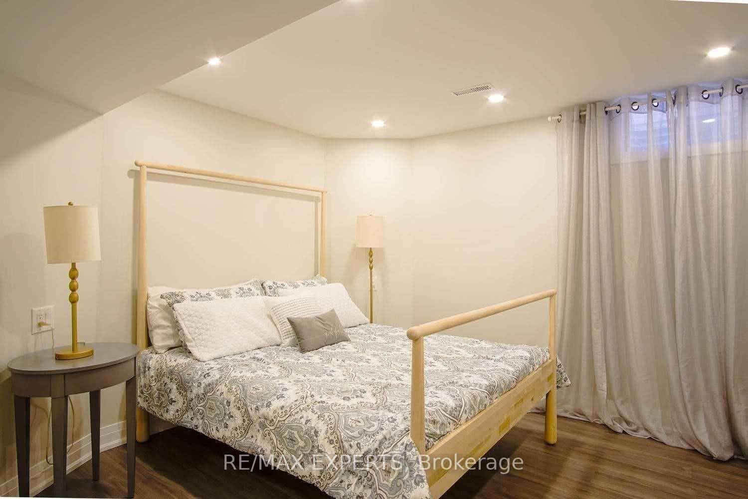 88 Andes Crescent Unit Bsmt photo 17
