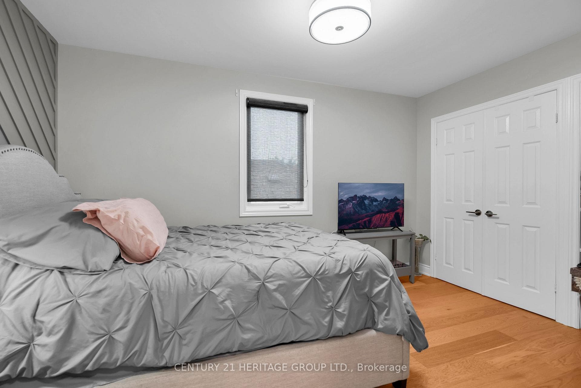 33 Sanderstead Avenue photo 20