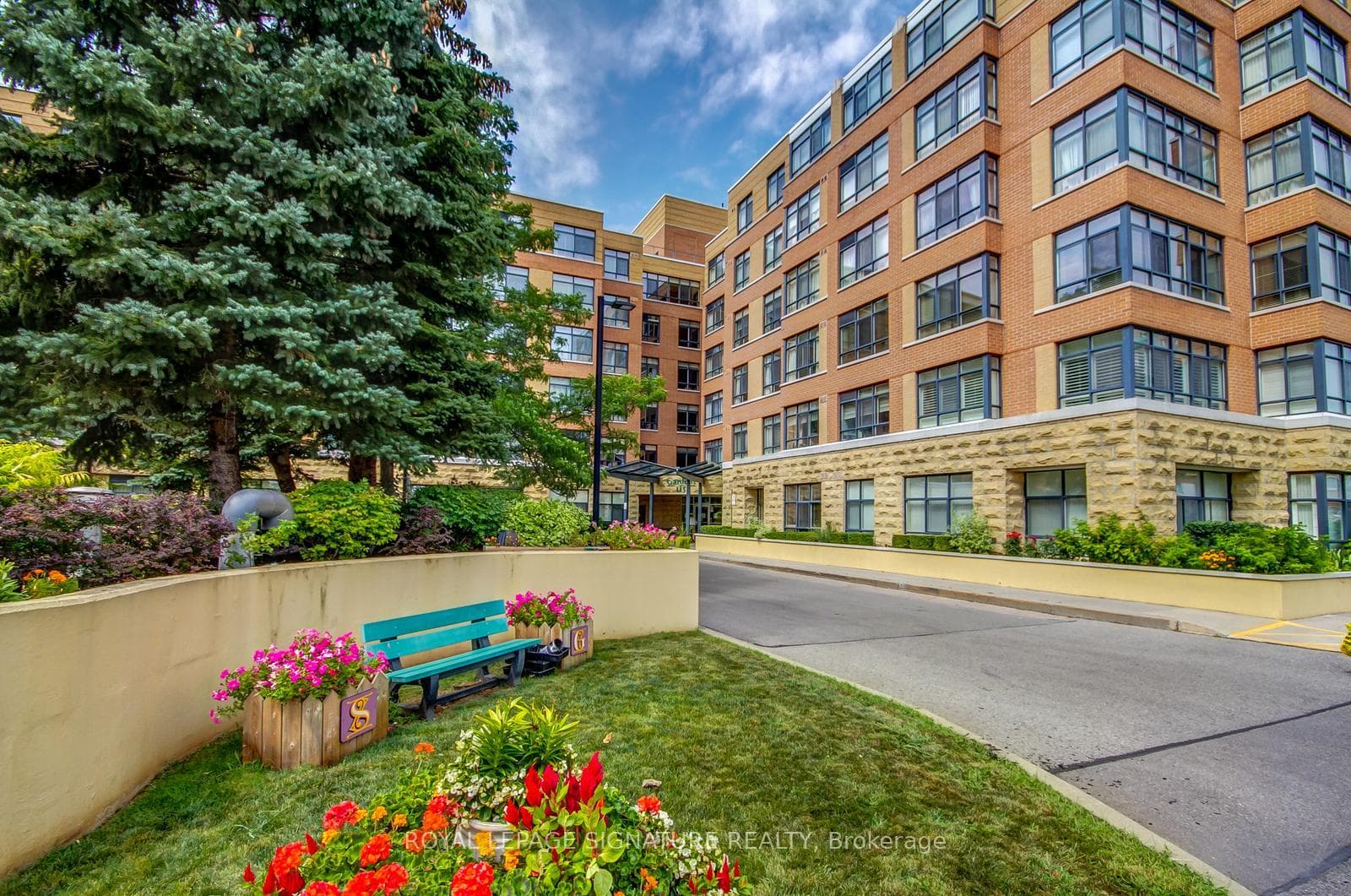 115 Bonis Avenue Unit 306 photo 25