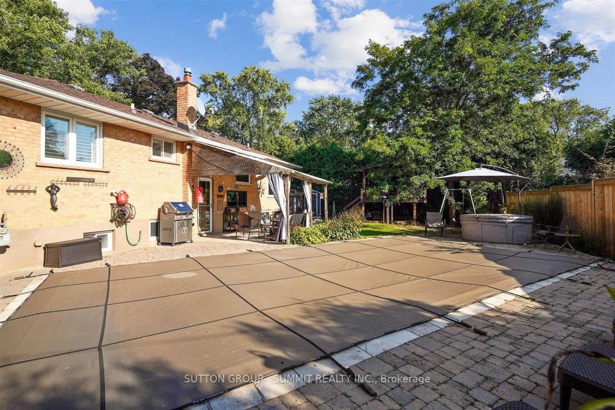 486 Lees Lane photo 33