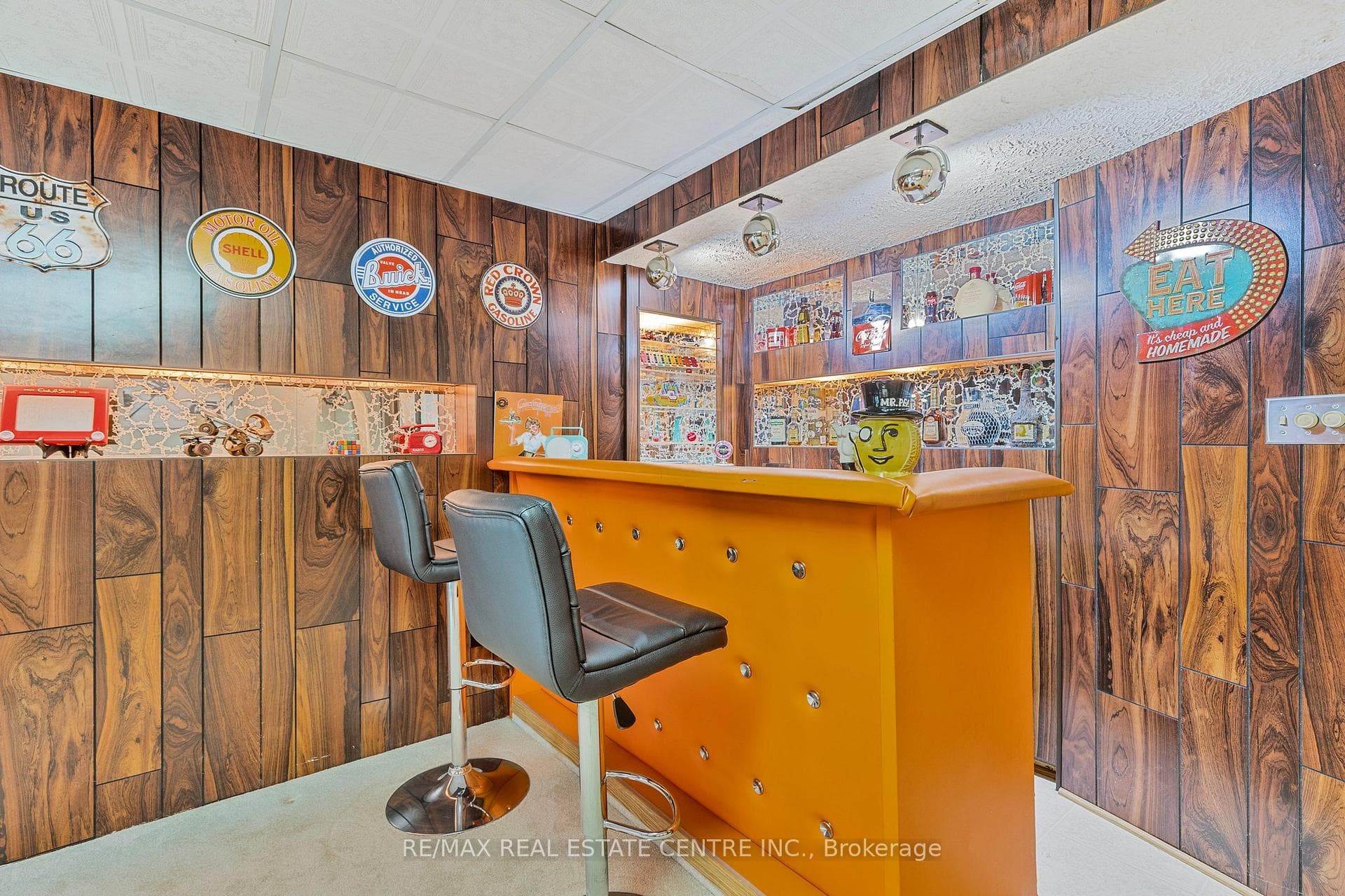 2711 Andorra Circle photo 22