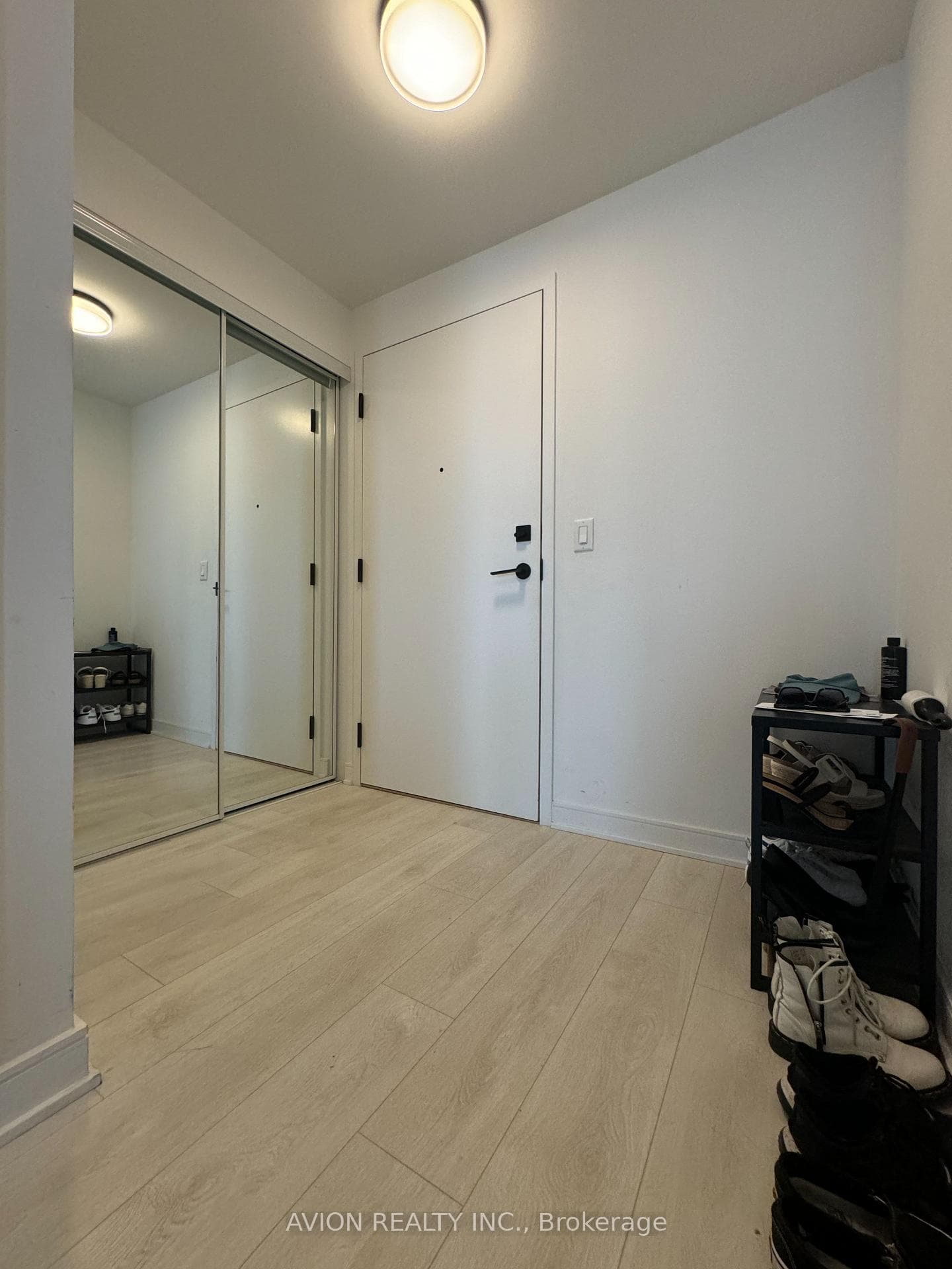 35 Rolling Mills Road Unit N1201 photo 4