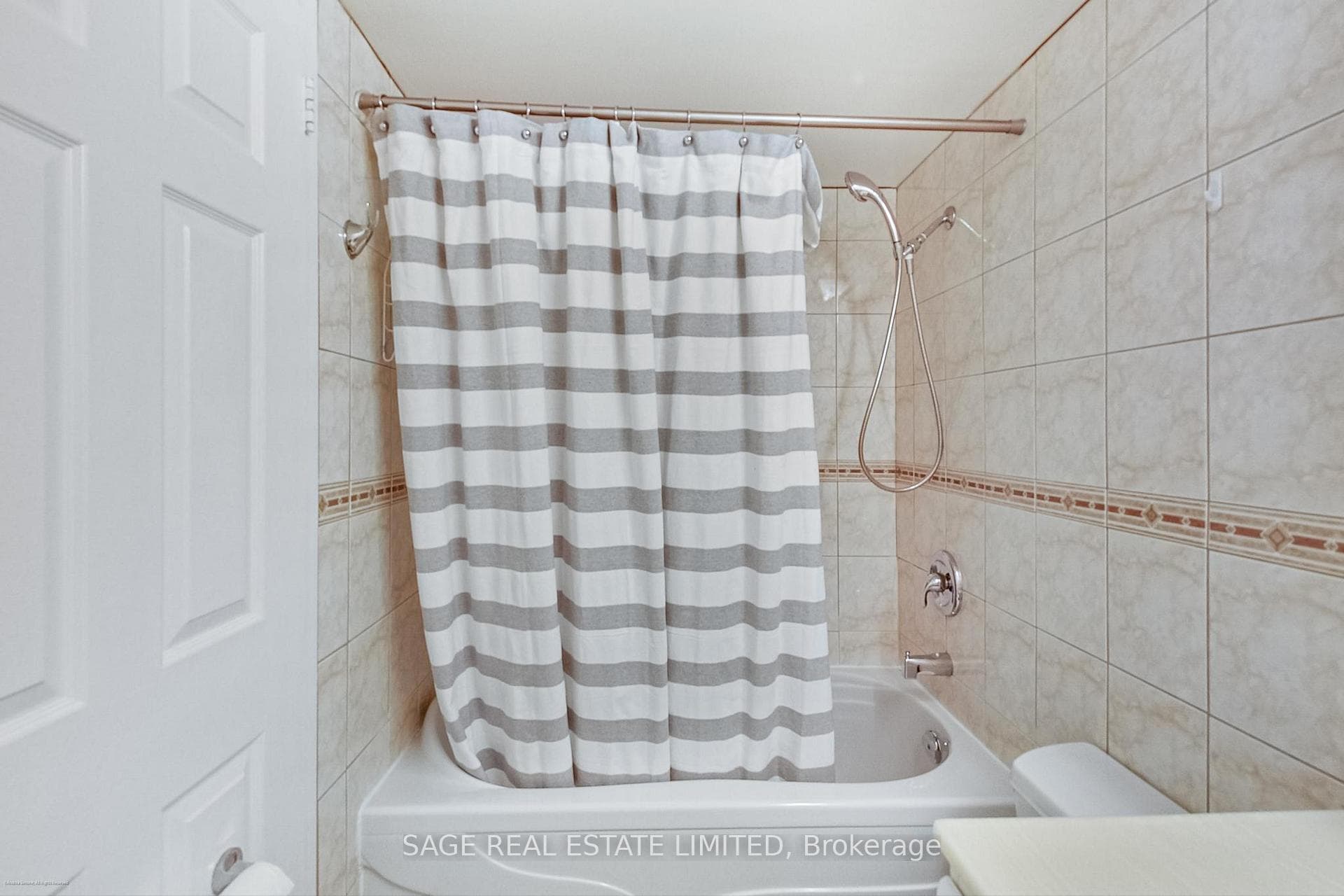 115 Antibes Drive Unit 1005 photo 23