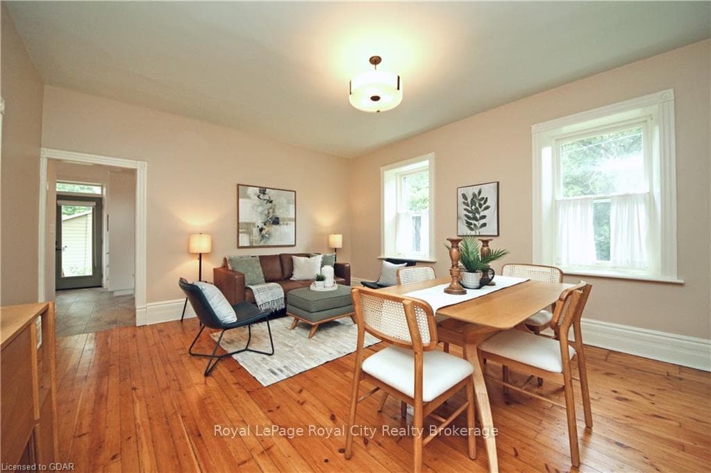 122 ESSEX Street photo 38