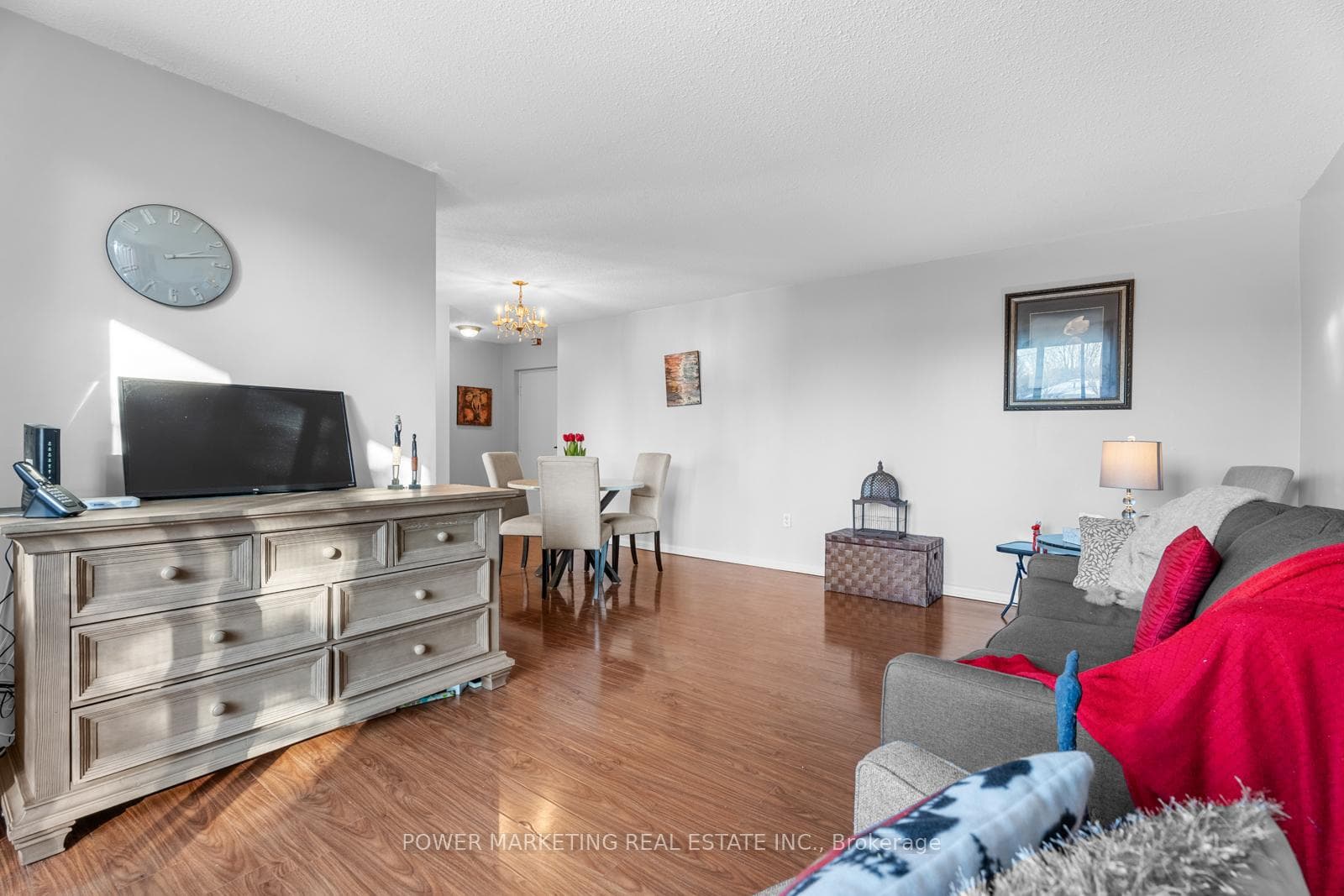 41 SUNSET Boulevard Unit 204 photo 14