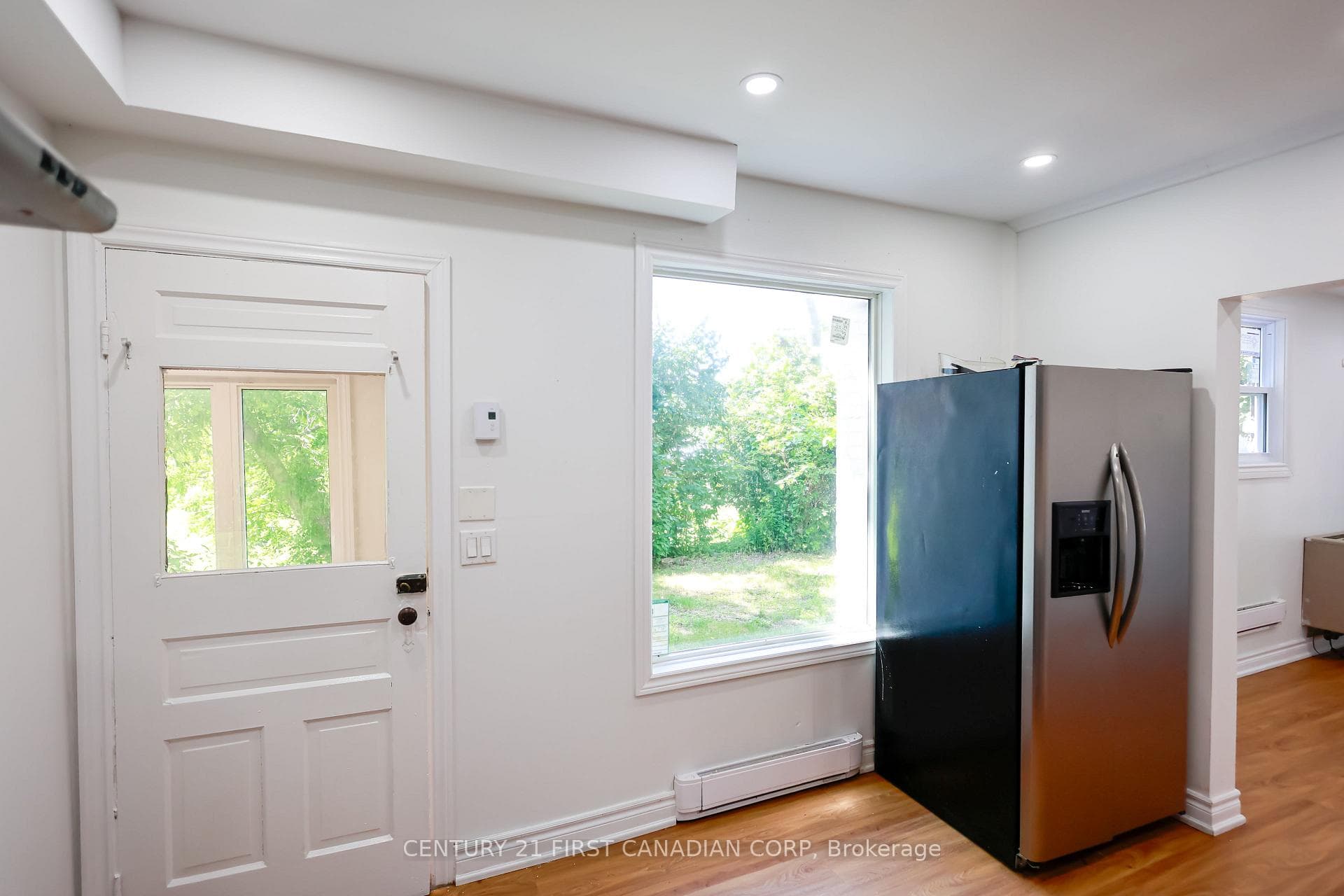 188 Furnival Road photo 20