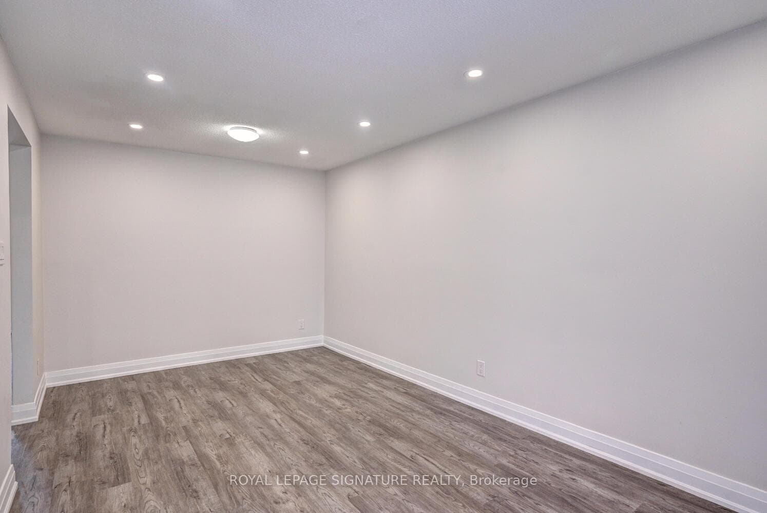 84 Heiman Street photo 5