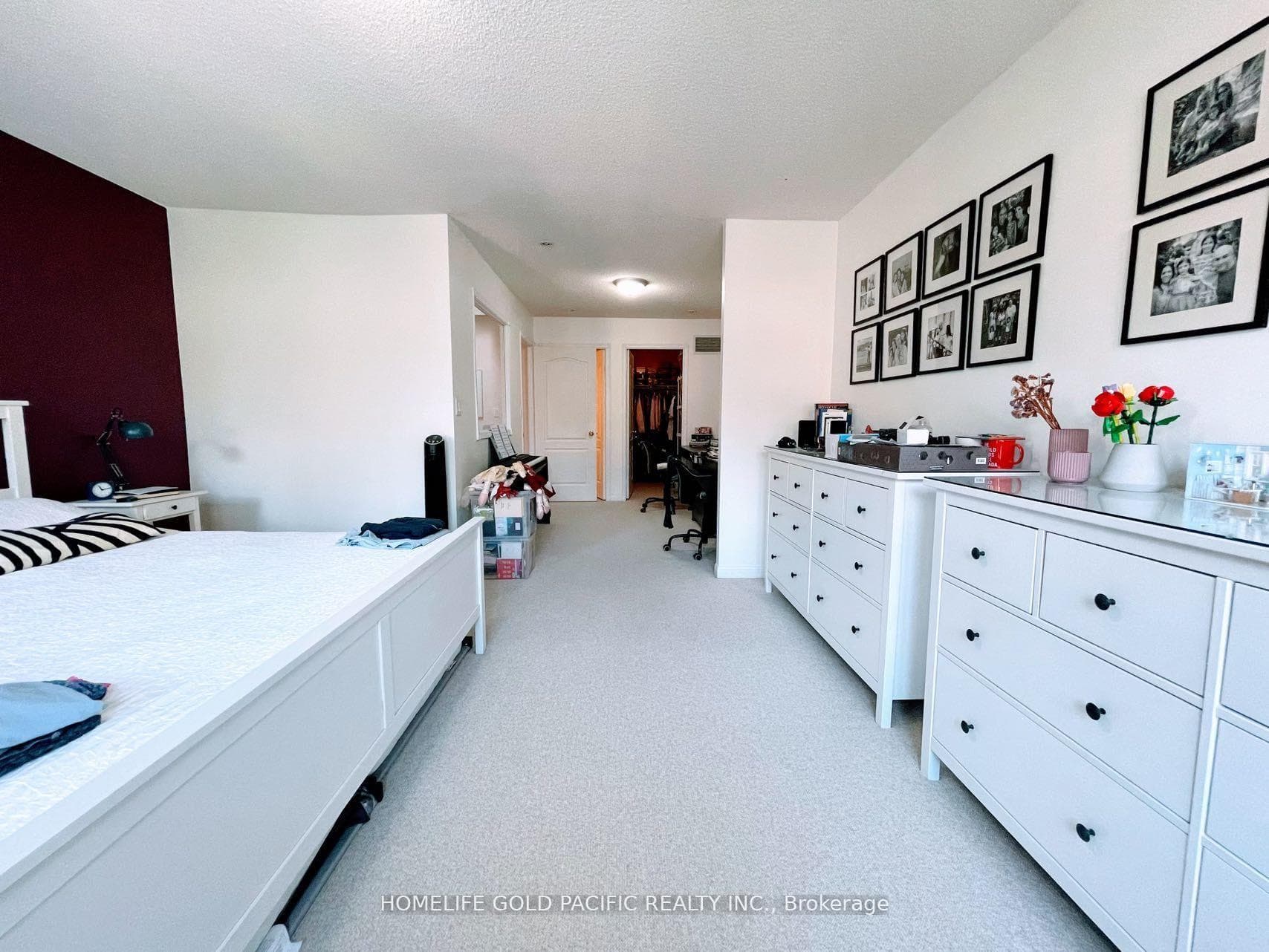 28 Sommerset Way Unit 1202 photo 2