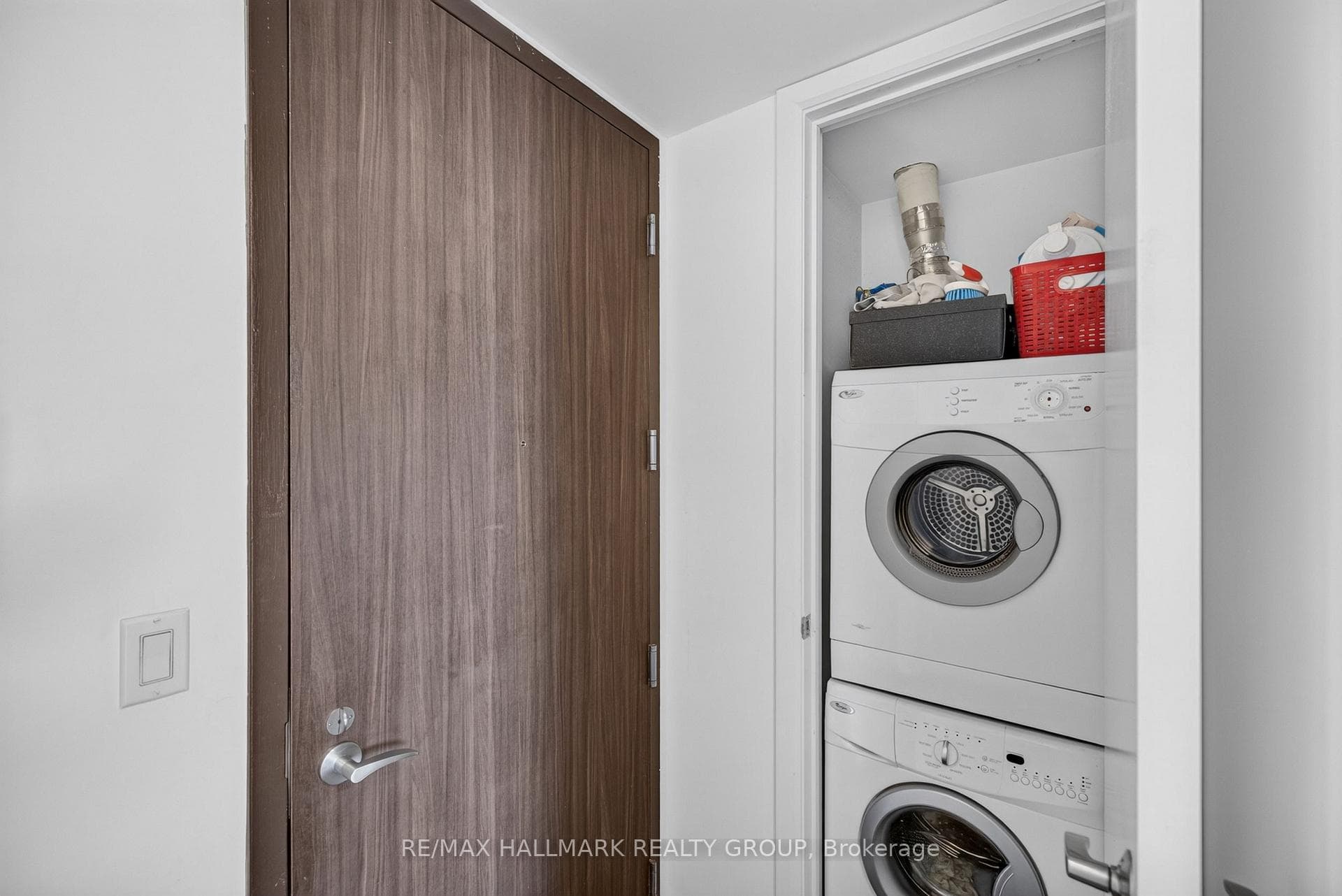 201 Parkdale Avenue Unit 408 photo 24
