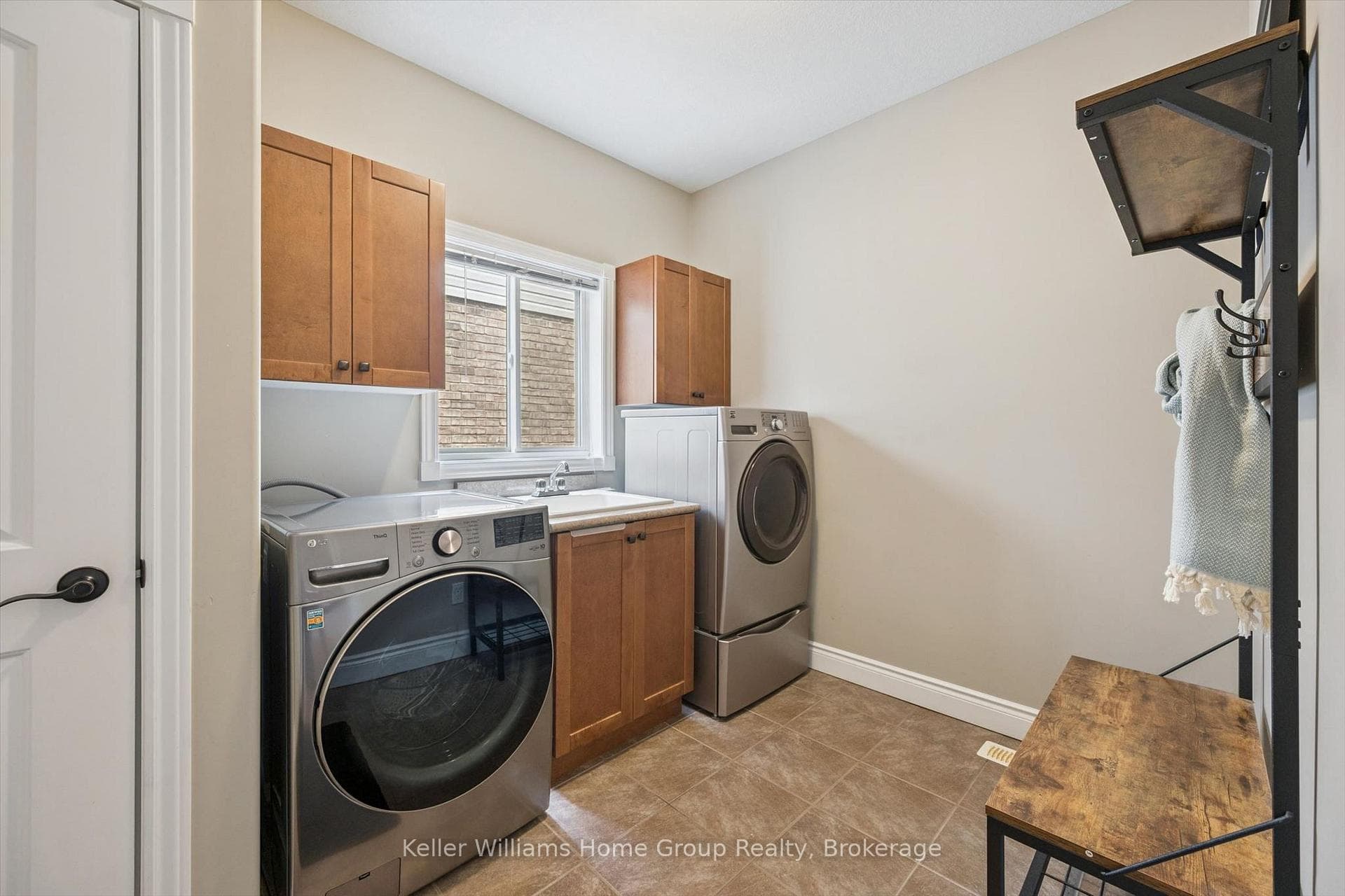 456 Kelso Drive photo 18