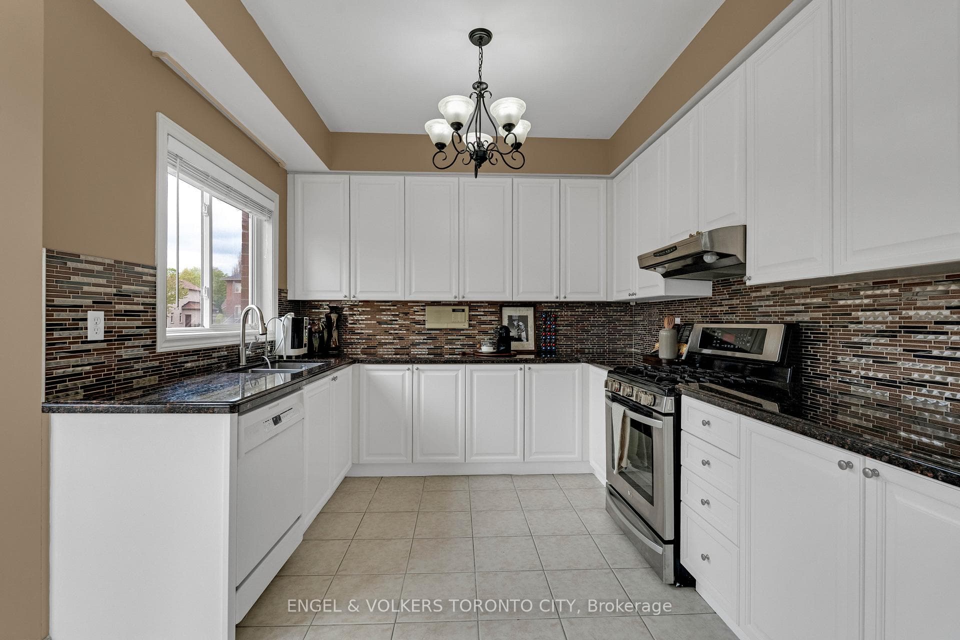 342 Sunset Ridge photo 18