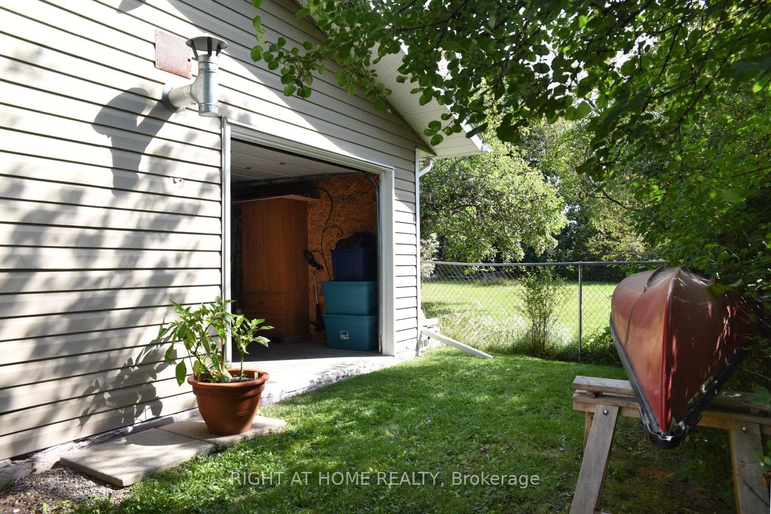 15 Bainbridge Street photo 26