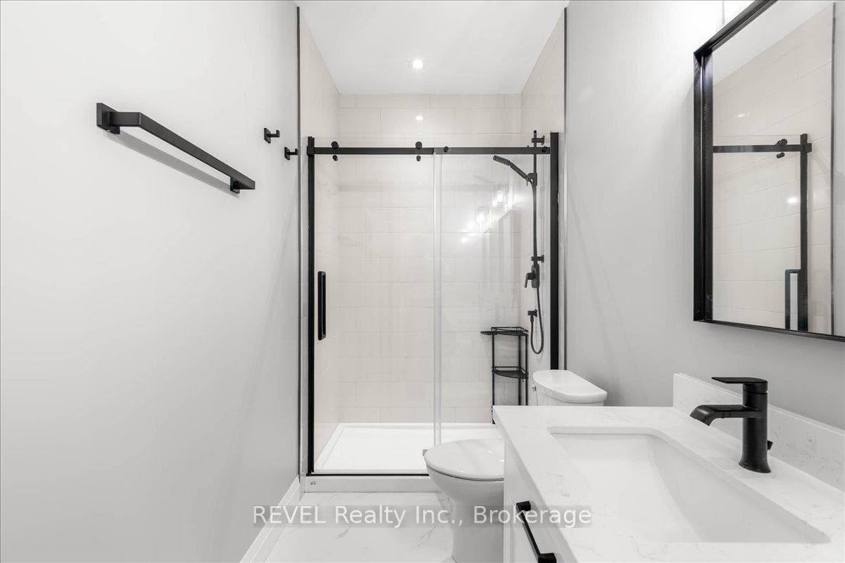 371 Argyle Avenue photo 19