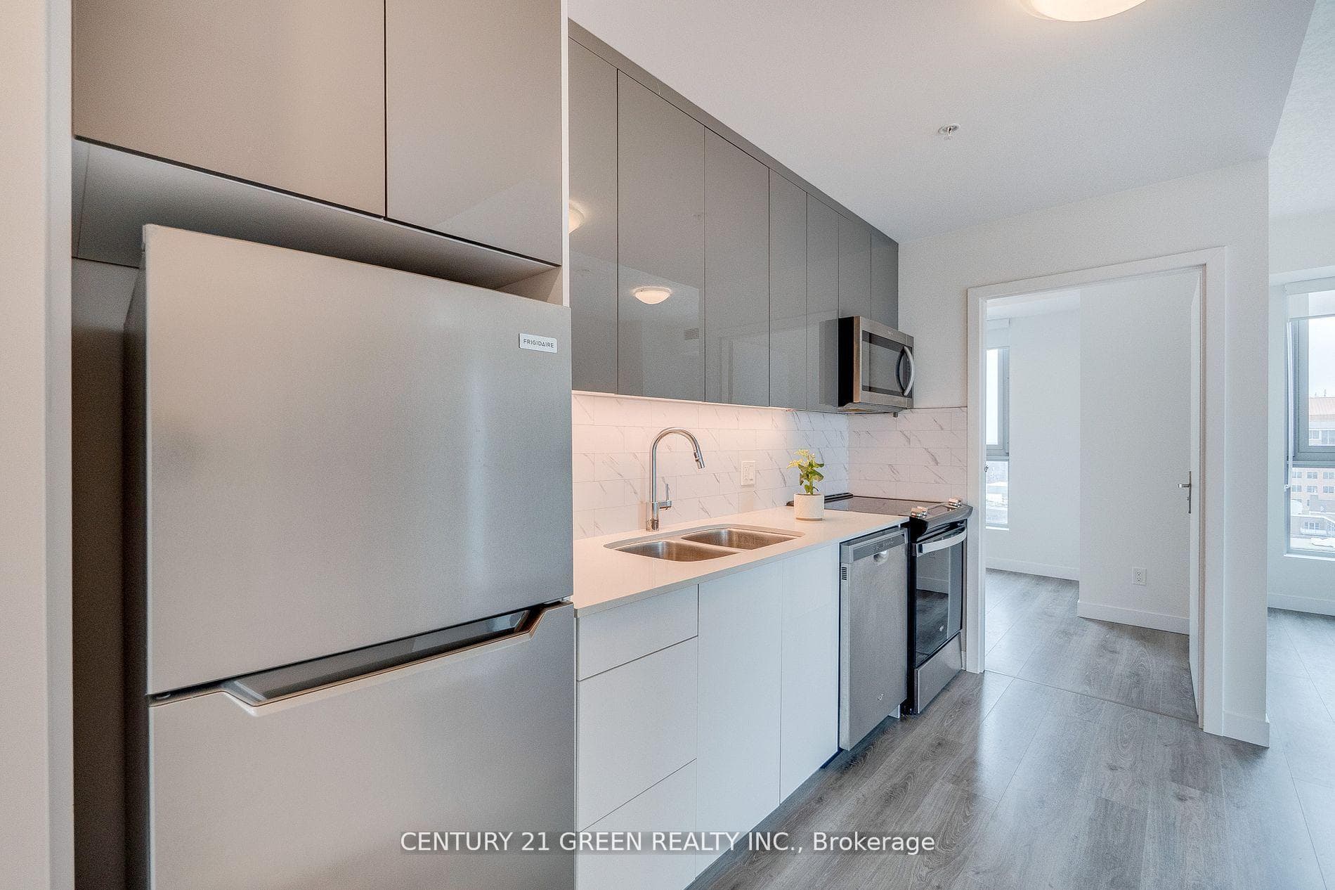 60 Frederick Street Unit 1002 photo 12