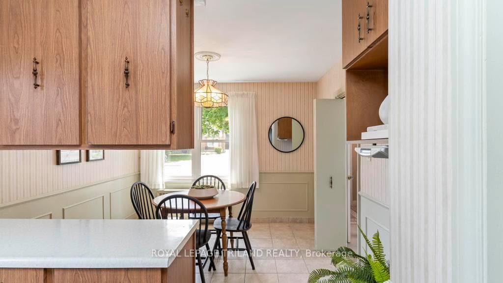 16 Pritchard Place photo 13