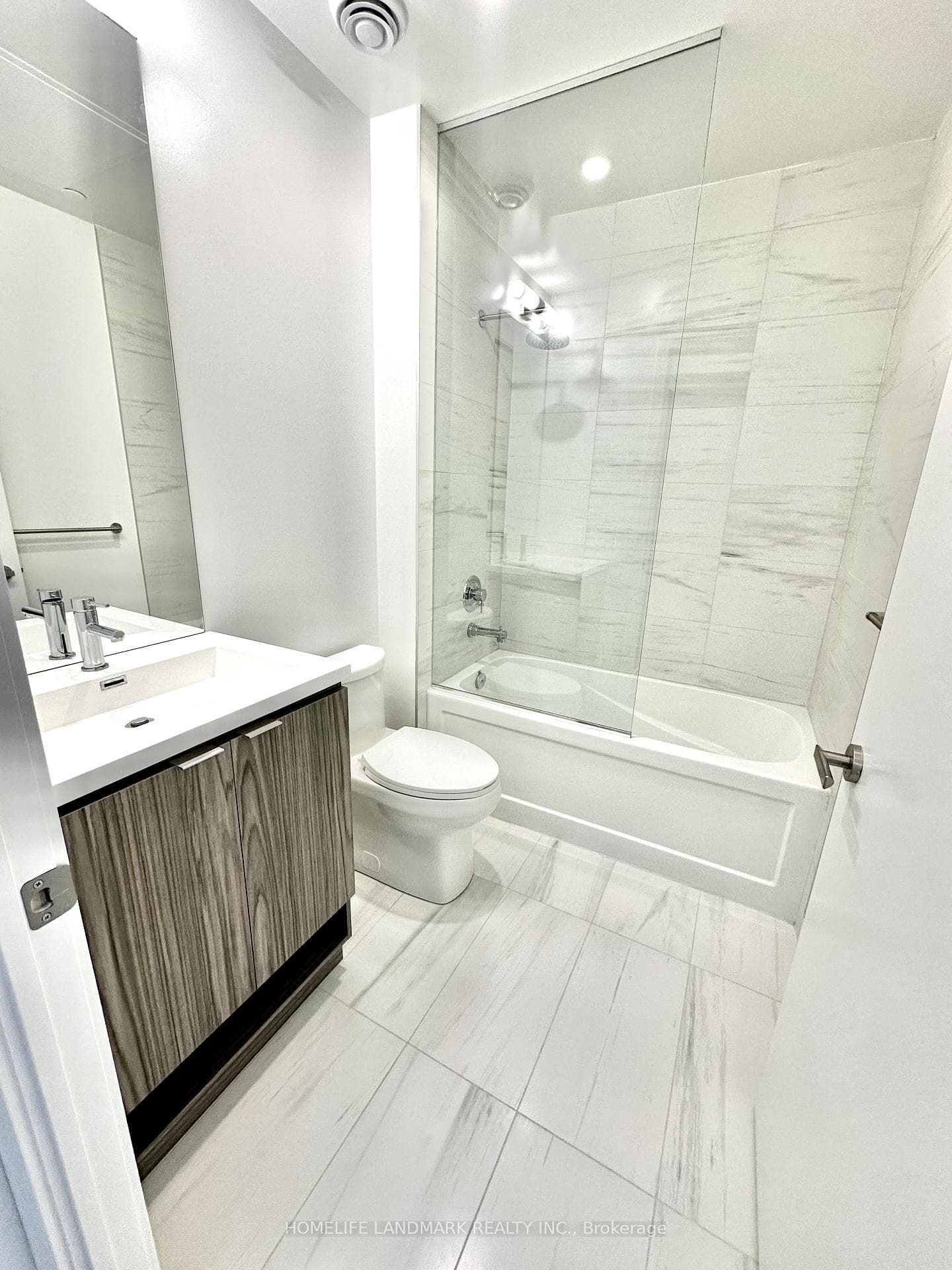 55 Cooper Street Unit 5103 photo 9