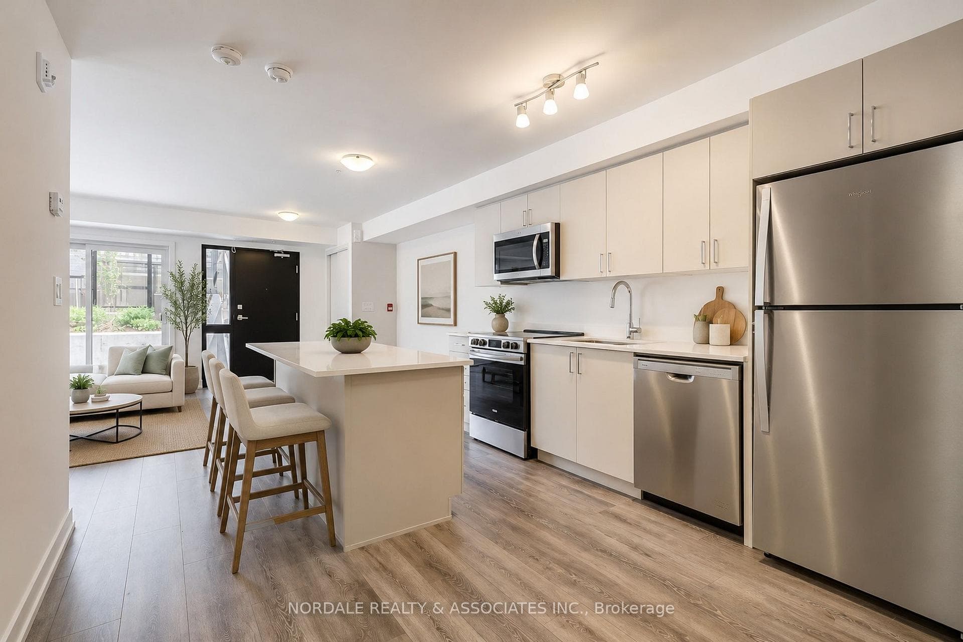 1670 Victoria Park Avenue Unit D109 photo 6