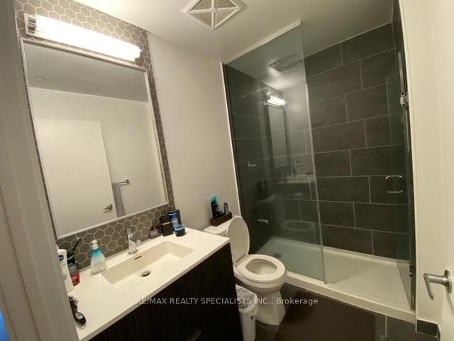 2520 Eglinton Avenue Unit 704 photo 15