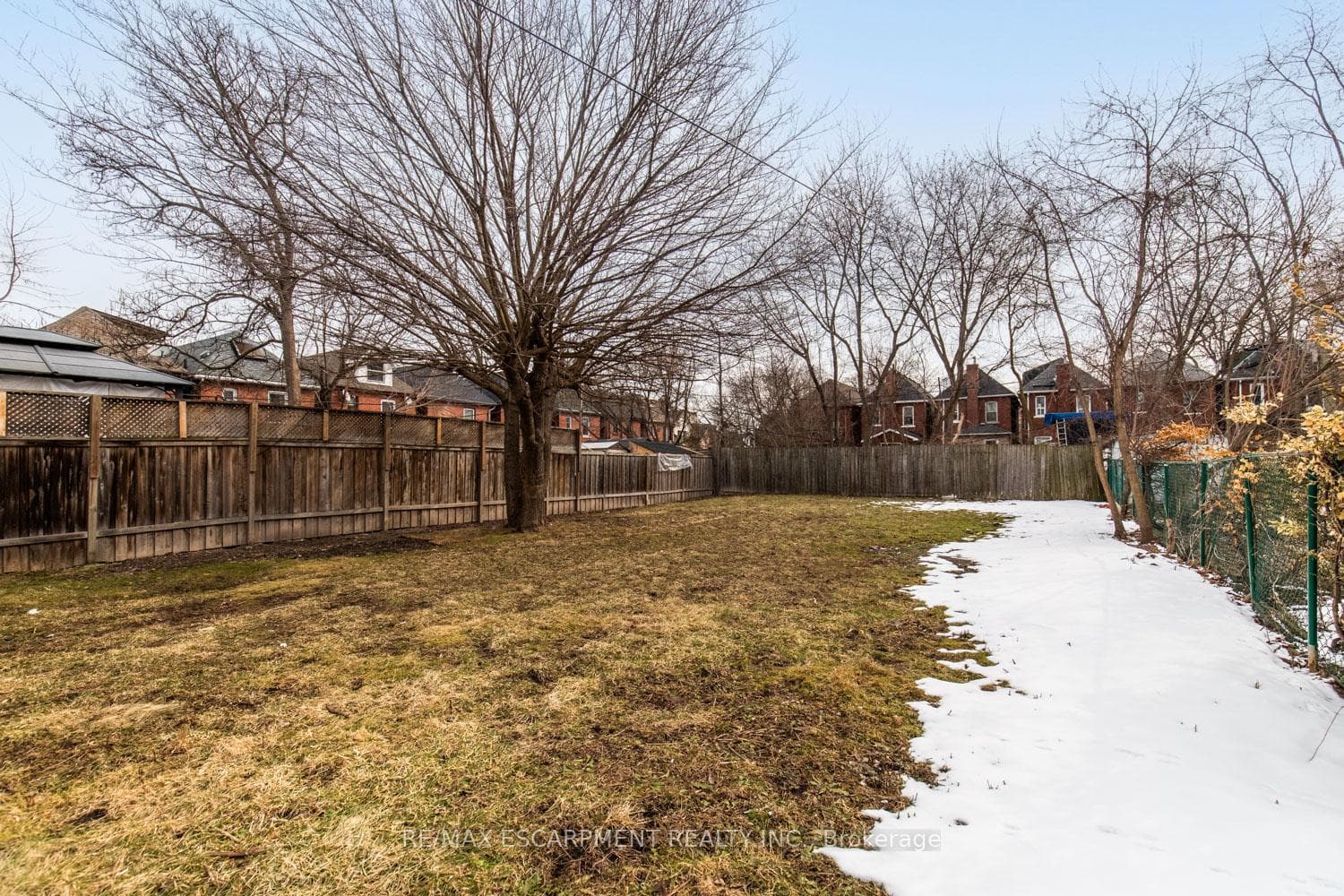 253 St Clair Boulevard Unit 2 photo 24