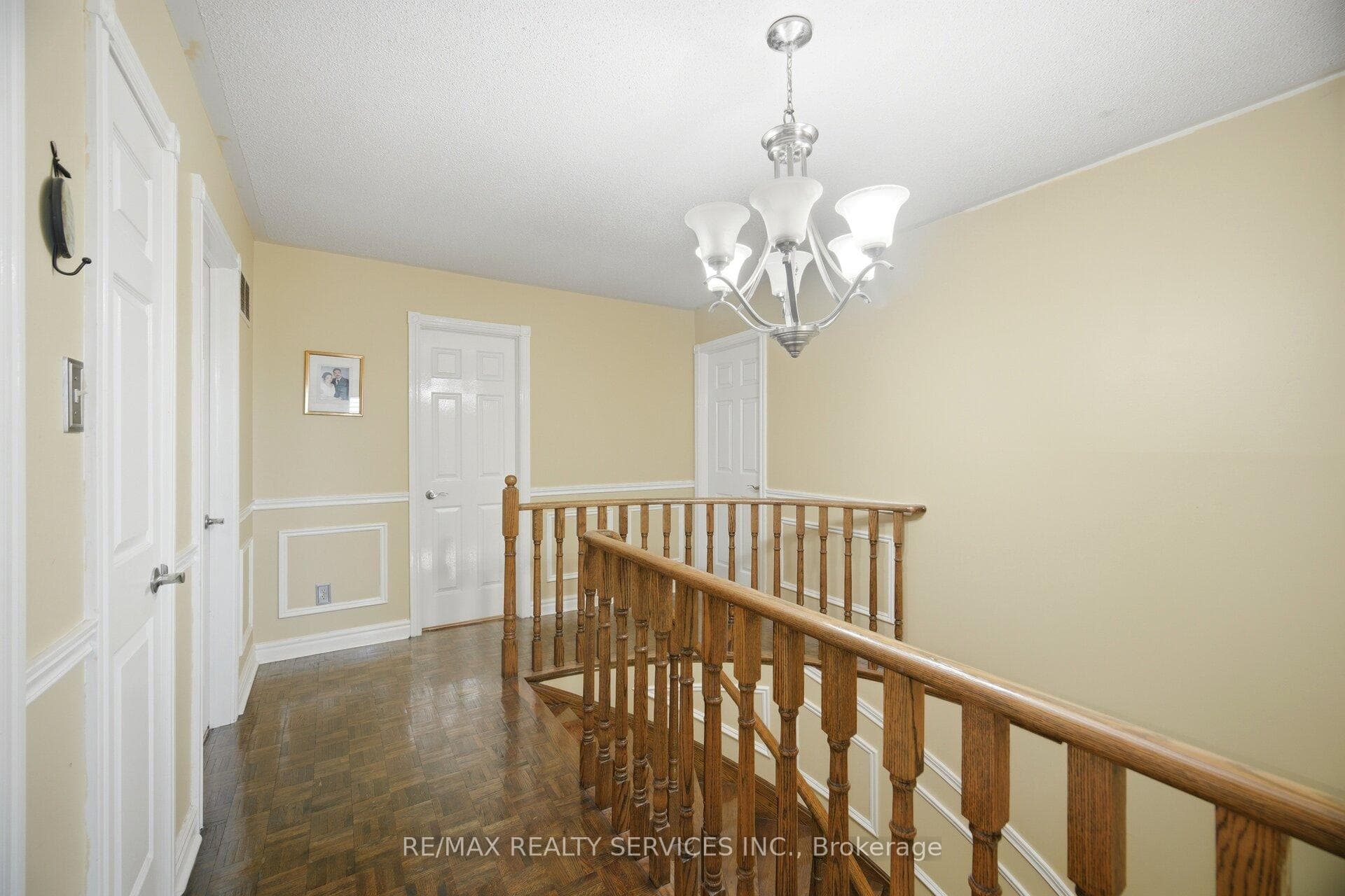 26 Sunforest Drive photo 20