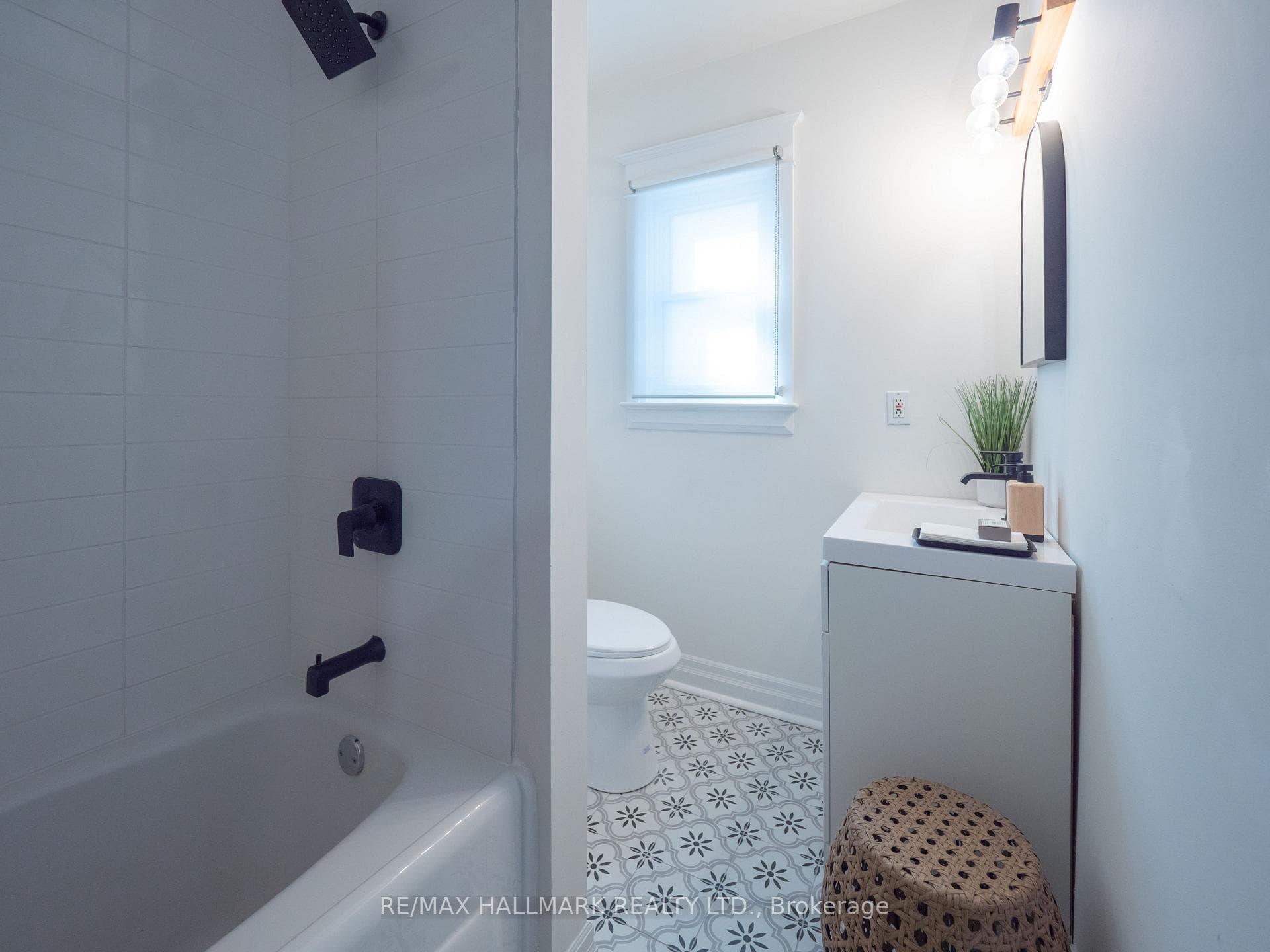 79 Cambridge Avenue photo 30