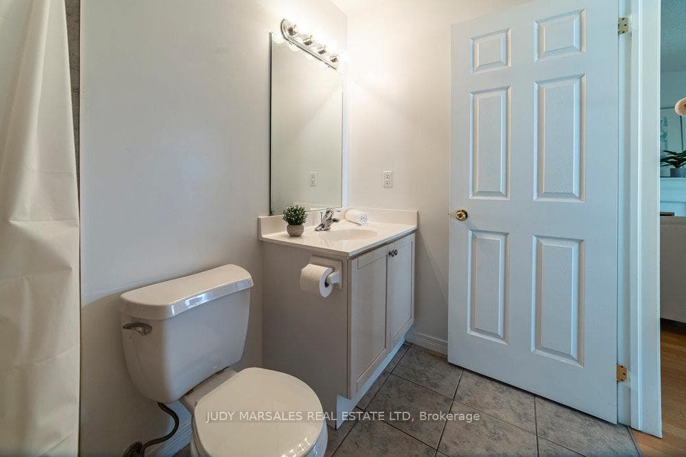 4000 Creekside Drive Unit 604 photo 27
