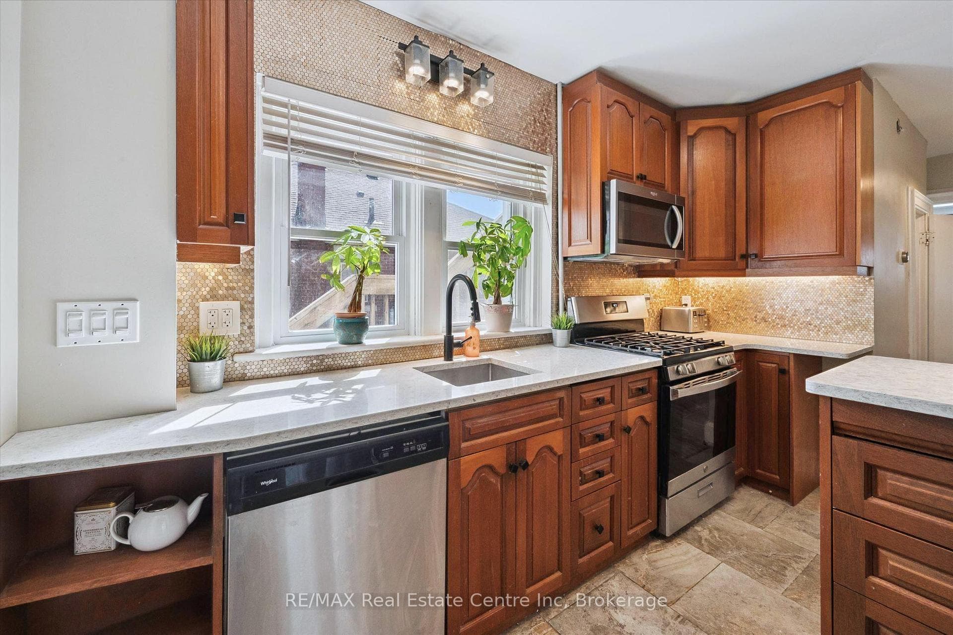 314 PAISLEY Road photo 5