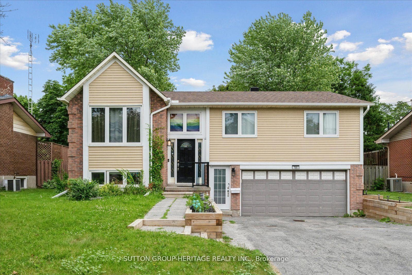 705 Anderson Street photo 1