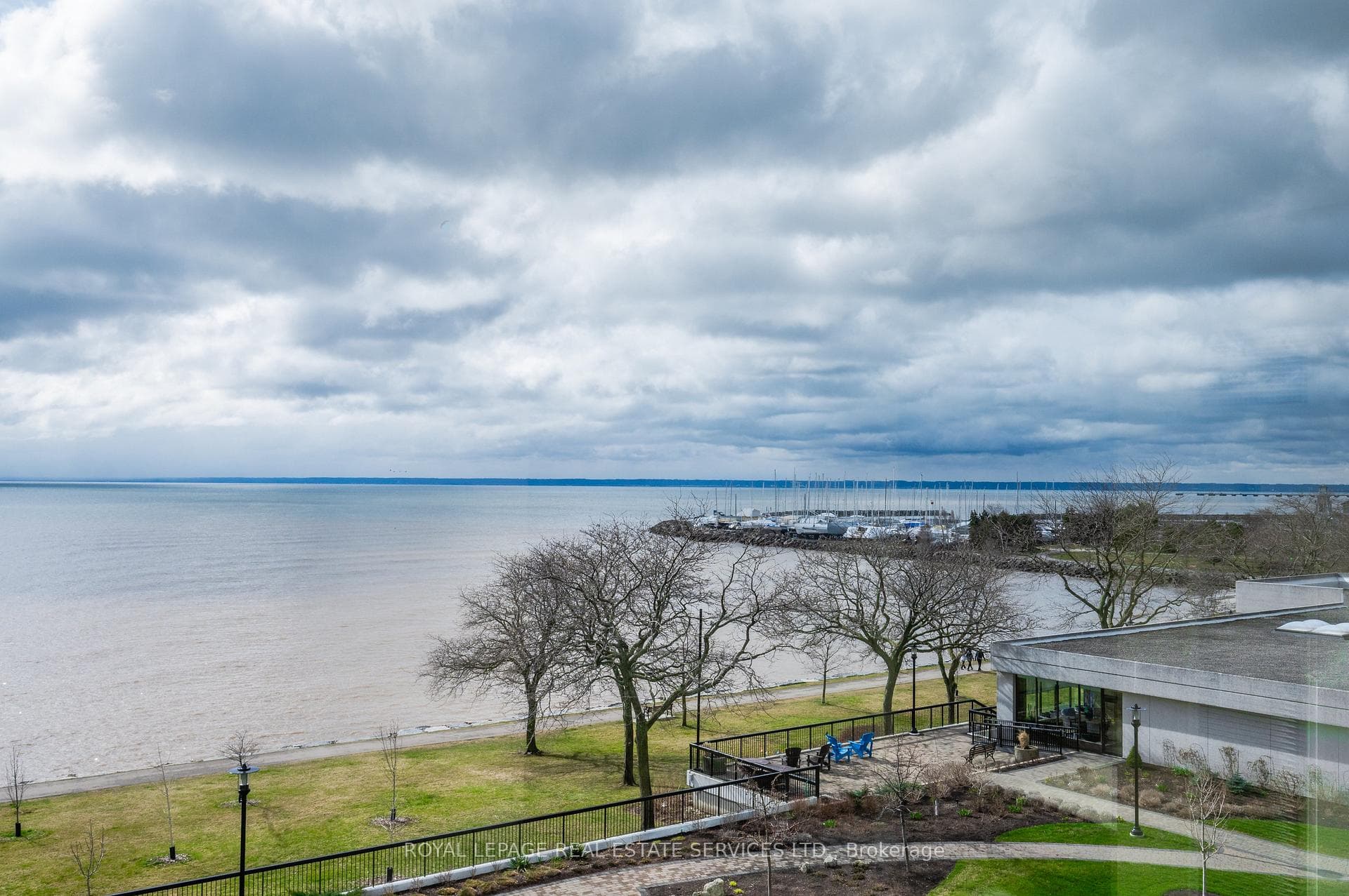 2170 Marine Drive Unit 407 photo 17
